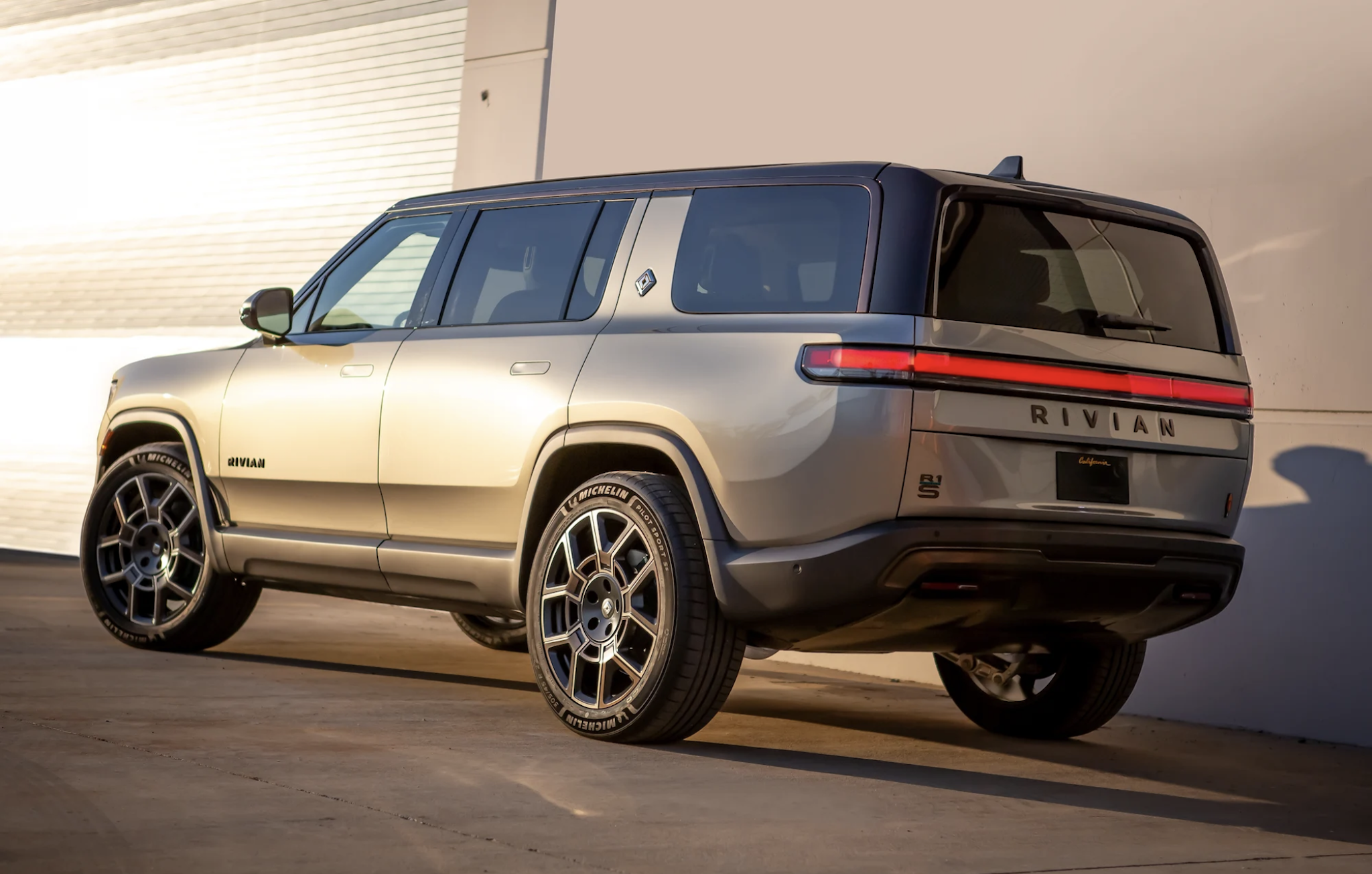 Rivian’s Bespoke R1S Quad Pebble Beach Edition Fetched $175,000 at Auction
