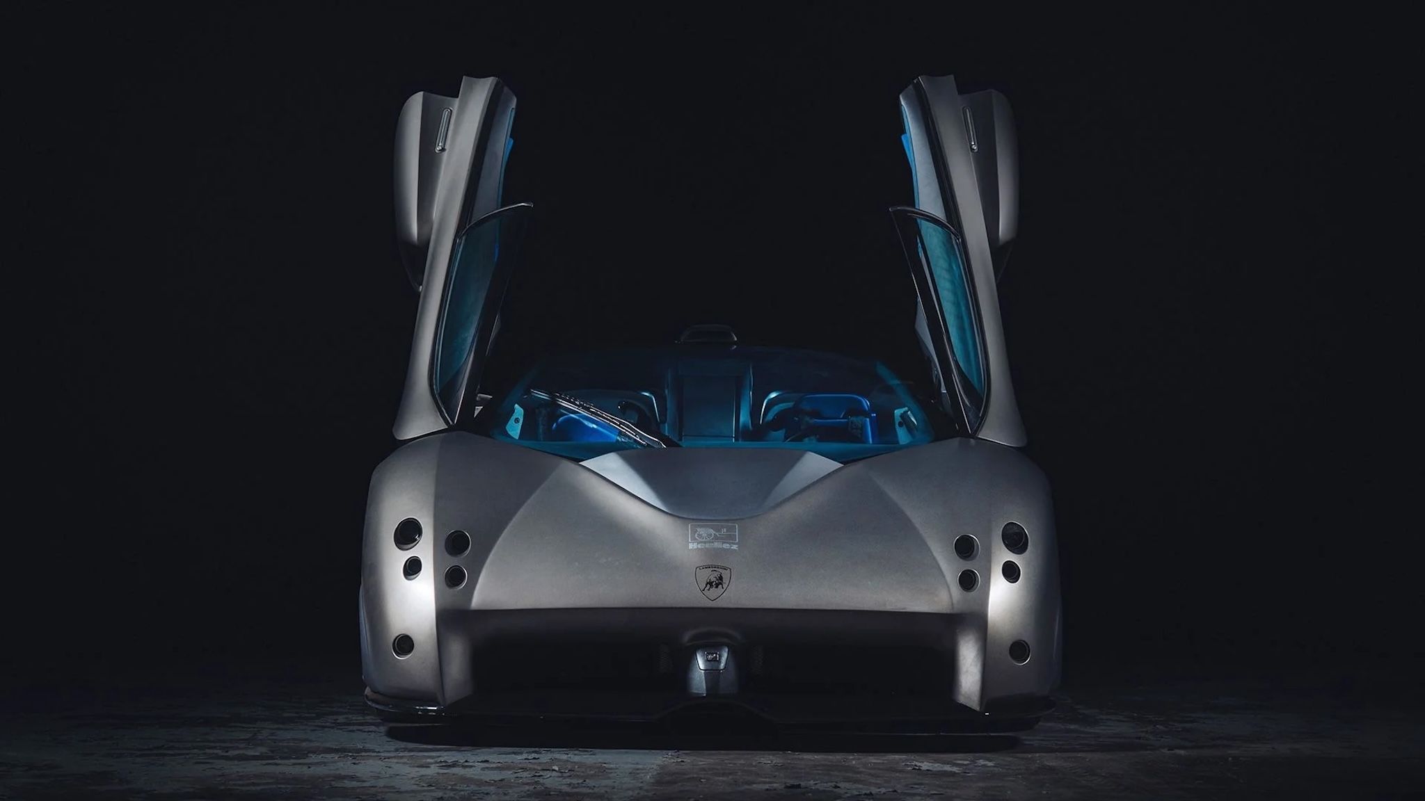 Forward-Thinking 1998 Lamborghini Pregunta Concept Is up for Auction