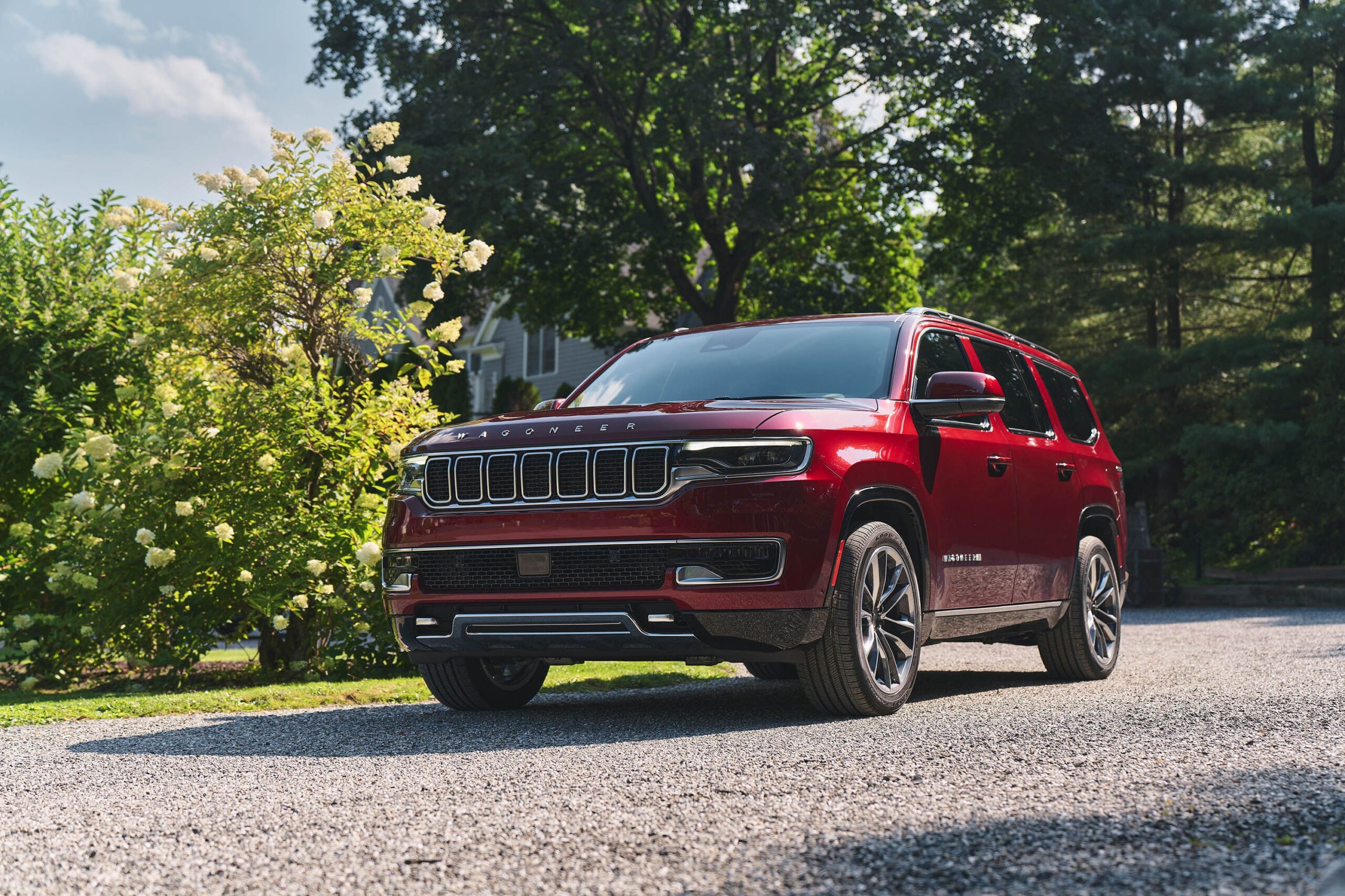 Jeep Recalls 123K Wagoneers and Grand Wagoneers with Window Trim Issue
