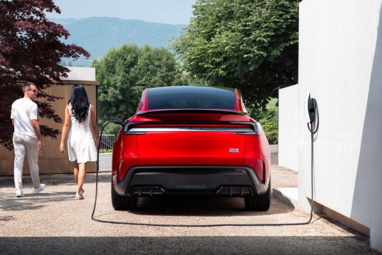2026 Tesla Model Y Performance Has Blistering Acceleration Claims