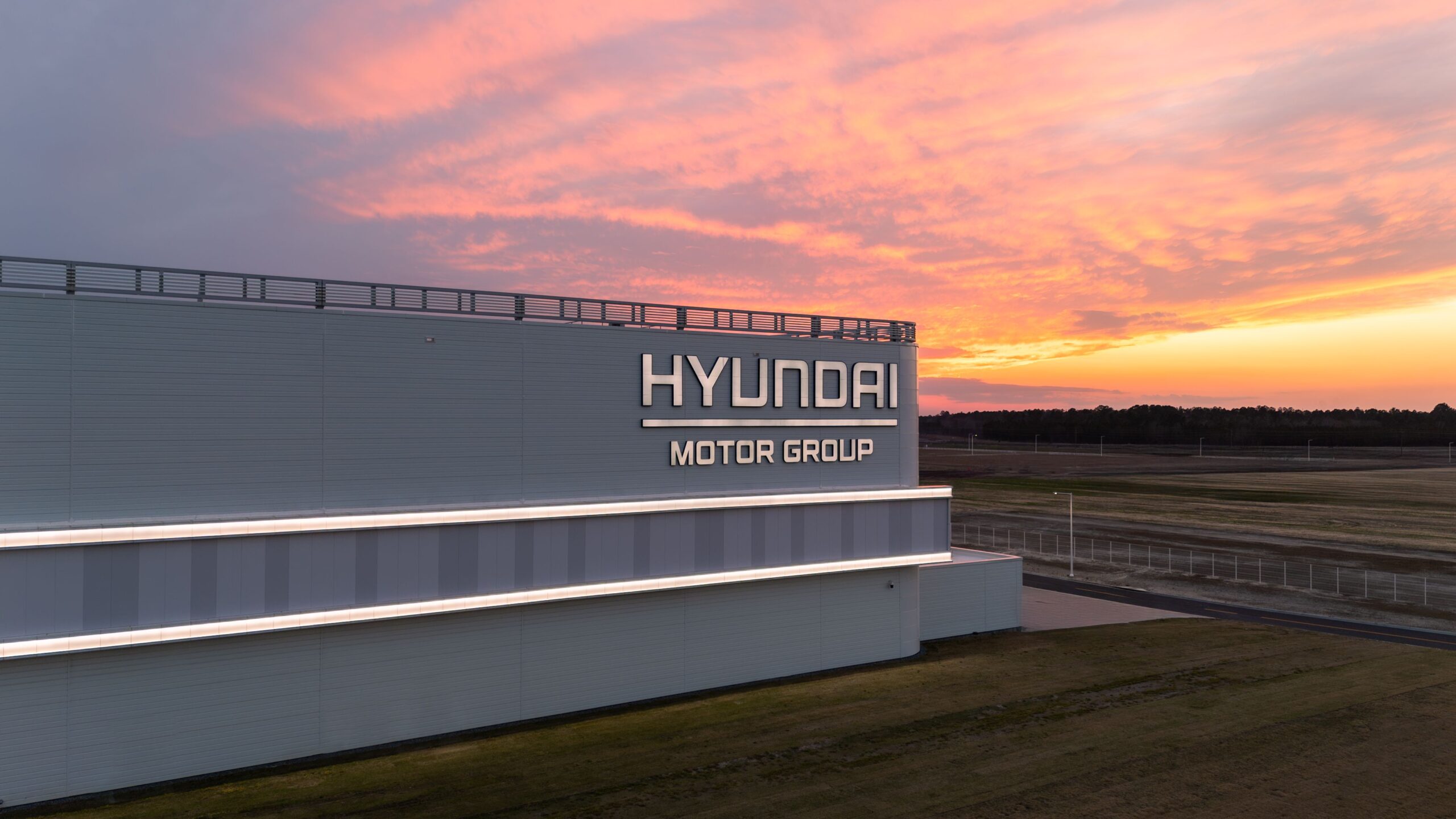 Korea Investigating ICE Raid on Hyundai Plant for Human Rights Violations