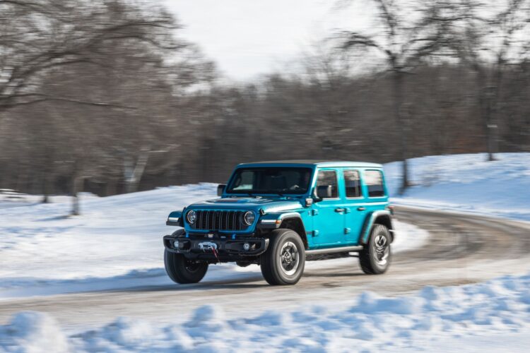 Jeep Issues Recall Solution for Wrangler 4xe Models Stranded by OTA