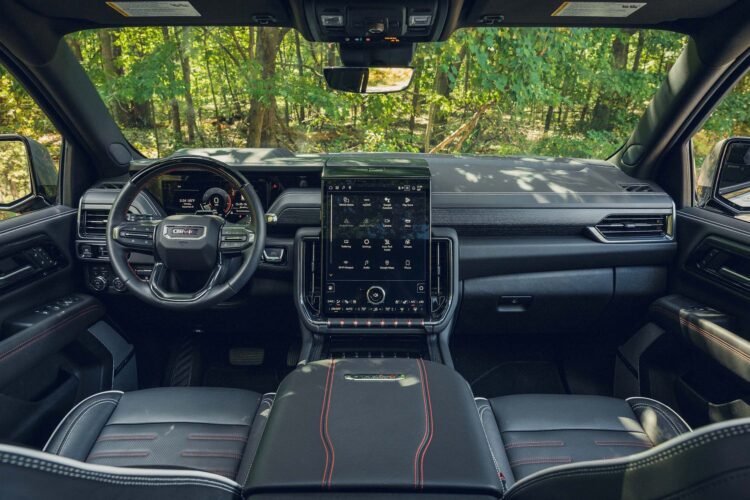 View Interior Photos of the 2025 GMC Yukon AT4 Diesel