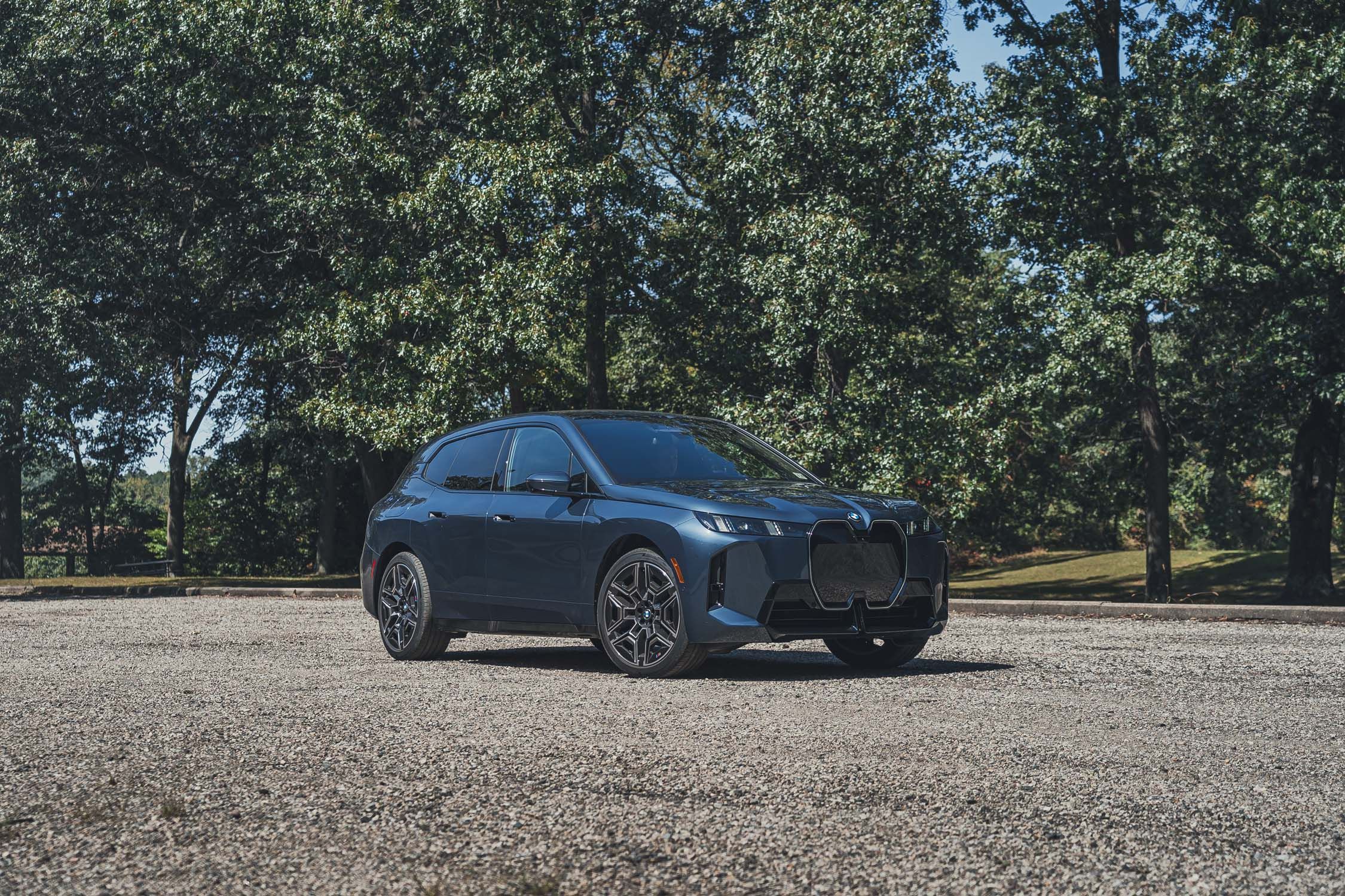 BMW Confirms That the iX Electric SUV Is Getting Axed in America