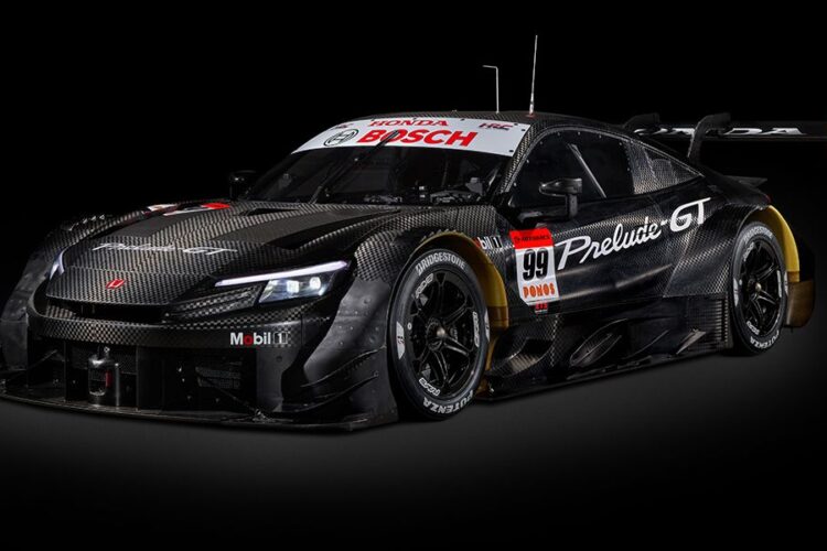Honda Prelude GT500 Breaks Cover Looking Lean and Mean