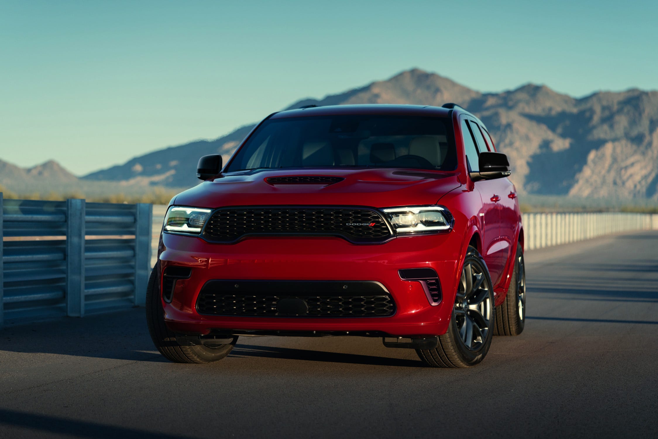 Dodge Reads the Room, Brings Back the V-6 on the Base Durango SUV