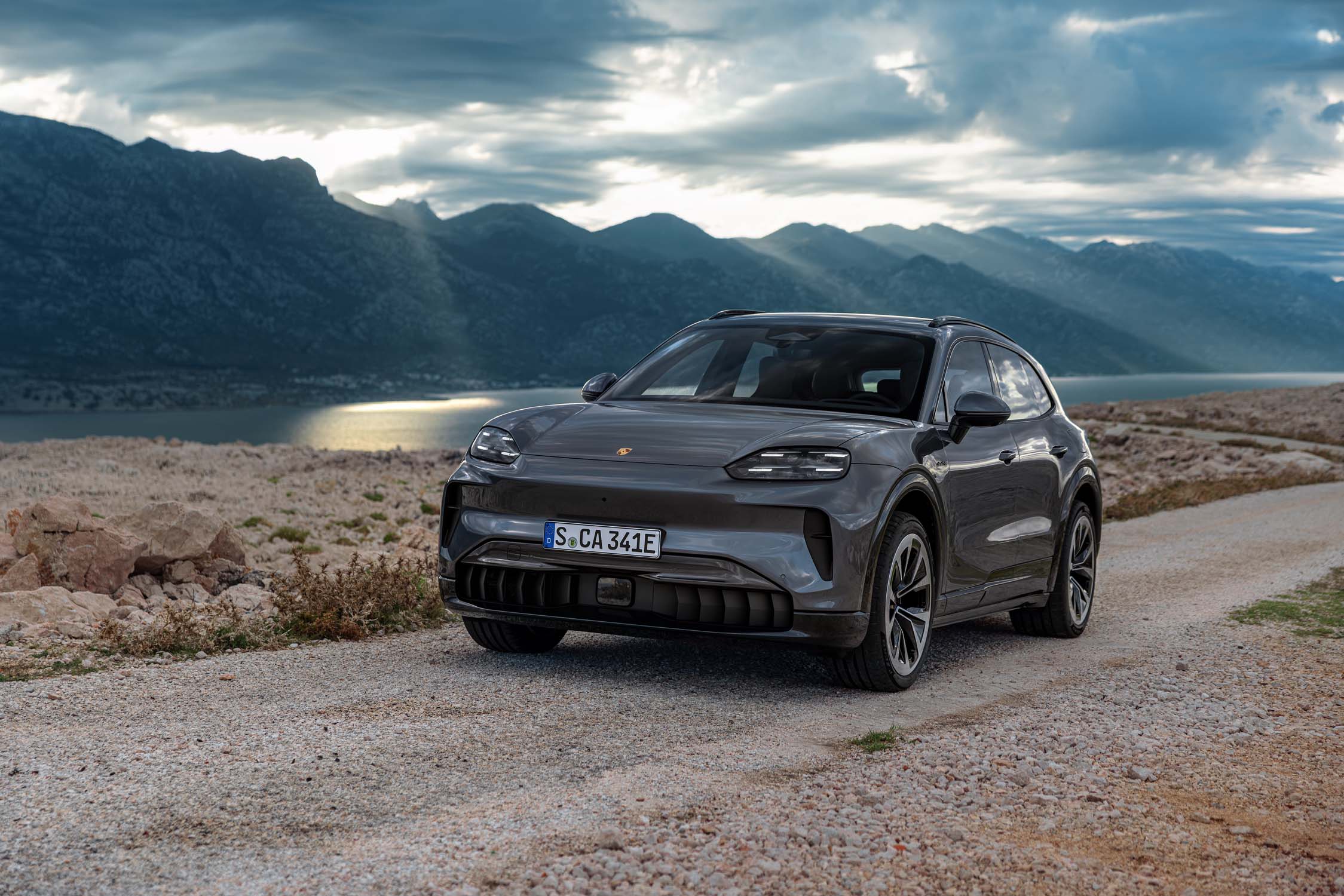 2026 Porsche Cayenne Electric / Cayenne Coupe Electric
