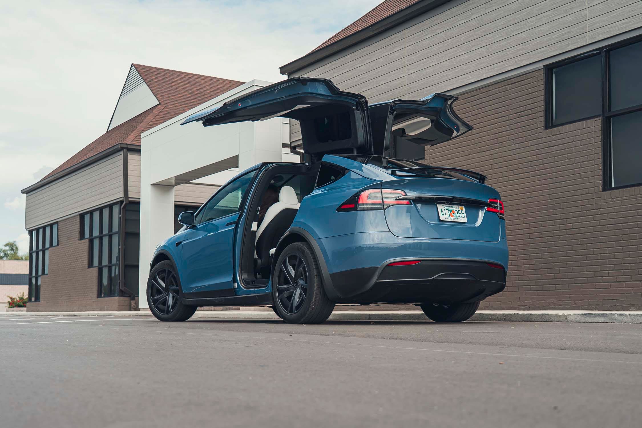 How Tesla Shaved Nearly 400 Pounds from the Model X