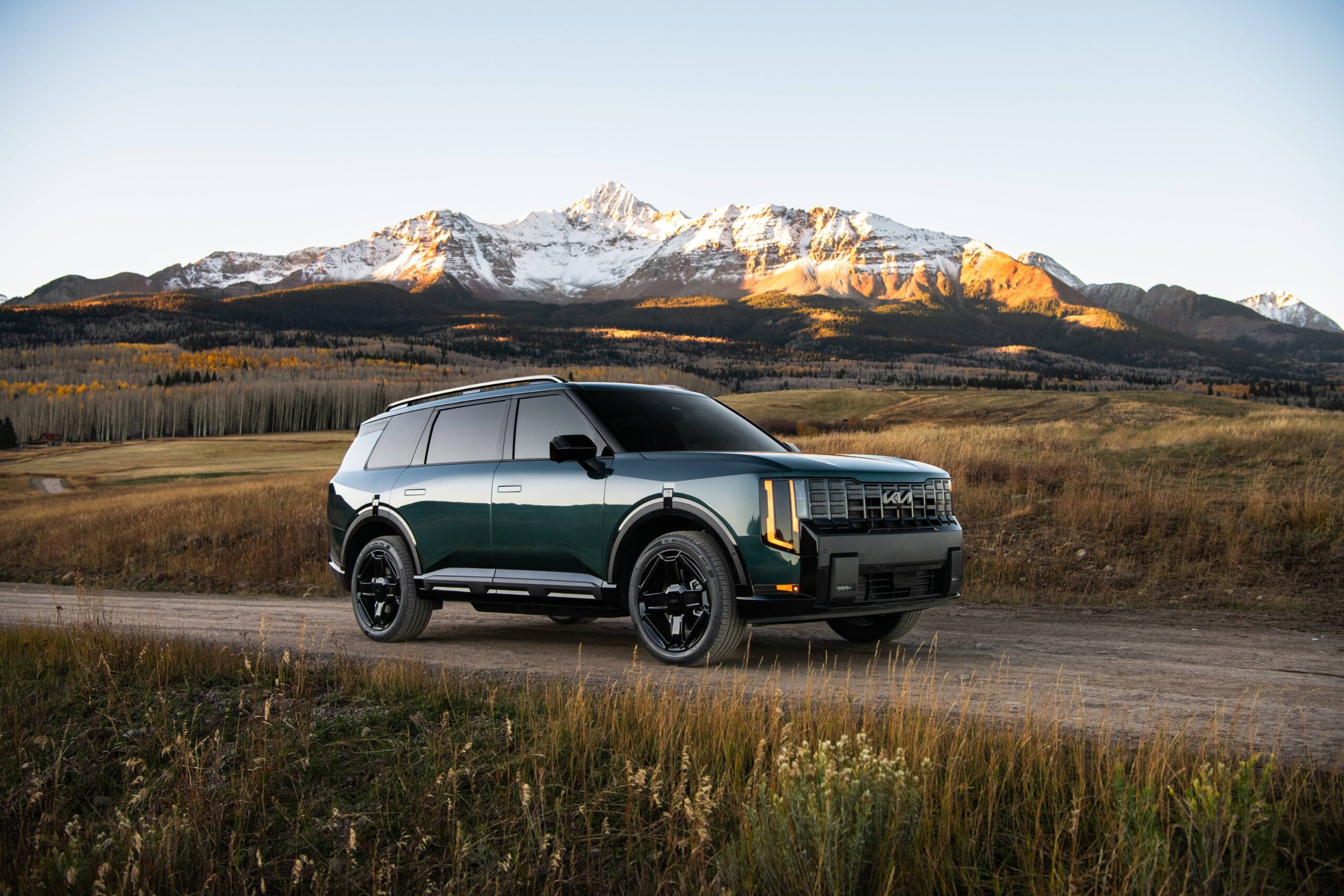 2027 Kia Telluride Hybrid Starts $7300 Higher Than the Nonhybrid