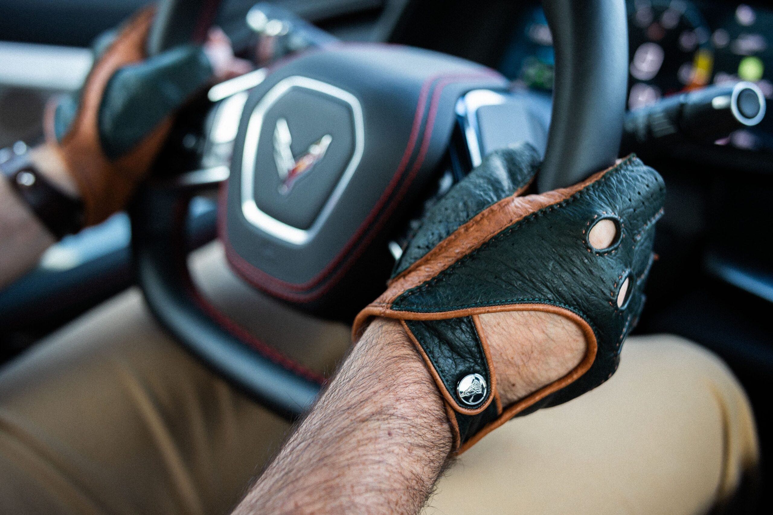Our Picks for the Best Driving Gloves to Keep You Warm, Stylish, and Safe