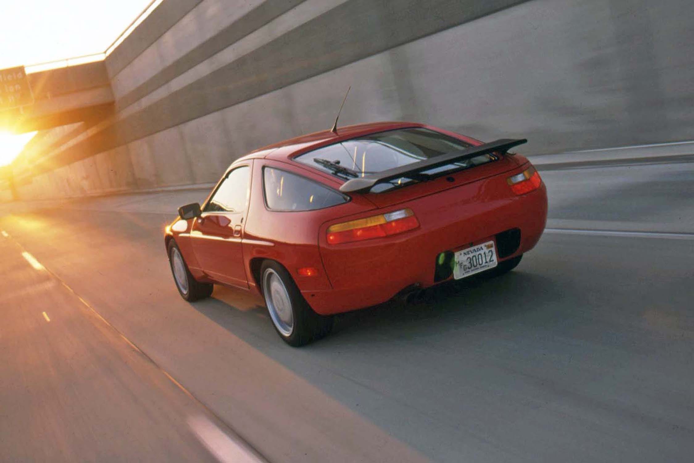 1990 Porsche 928GT Archive Road Test: Speed for the Solvent