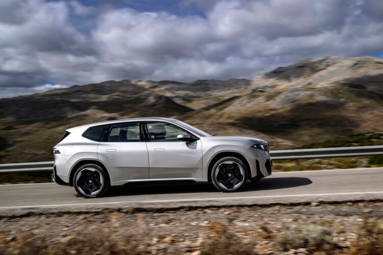 2027 BMW iX3 Drive: Neue Klasse Is in Session