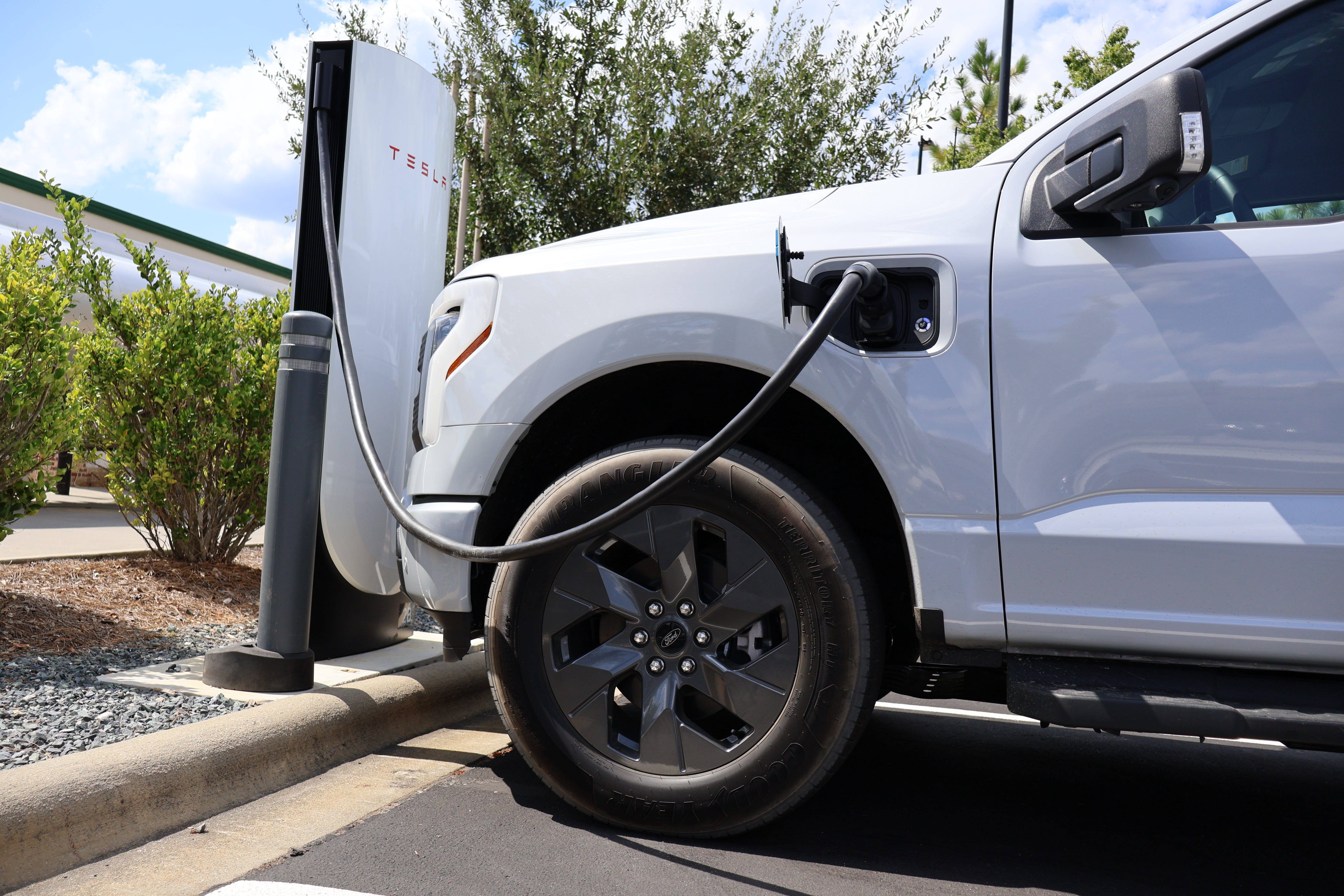 Ezra Dyer’s 2025 Automotive Year in Review