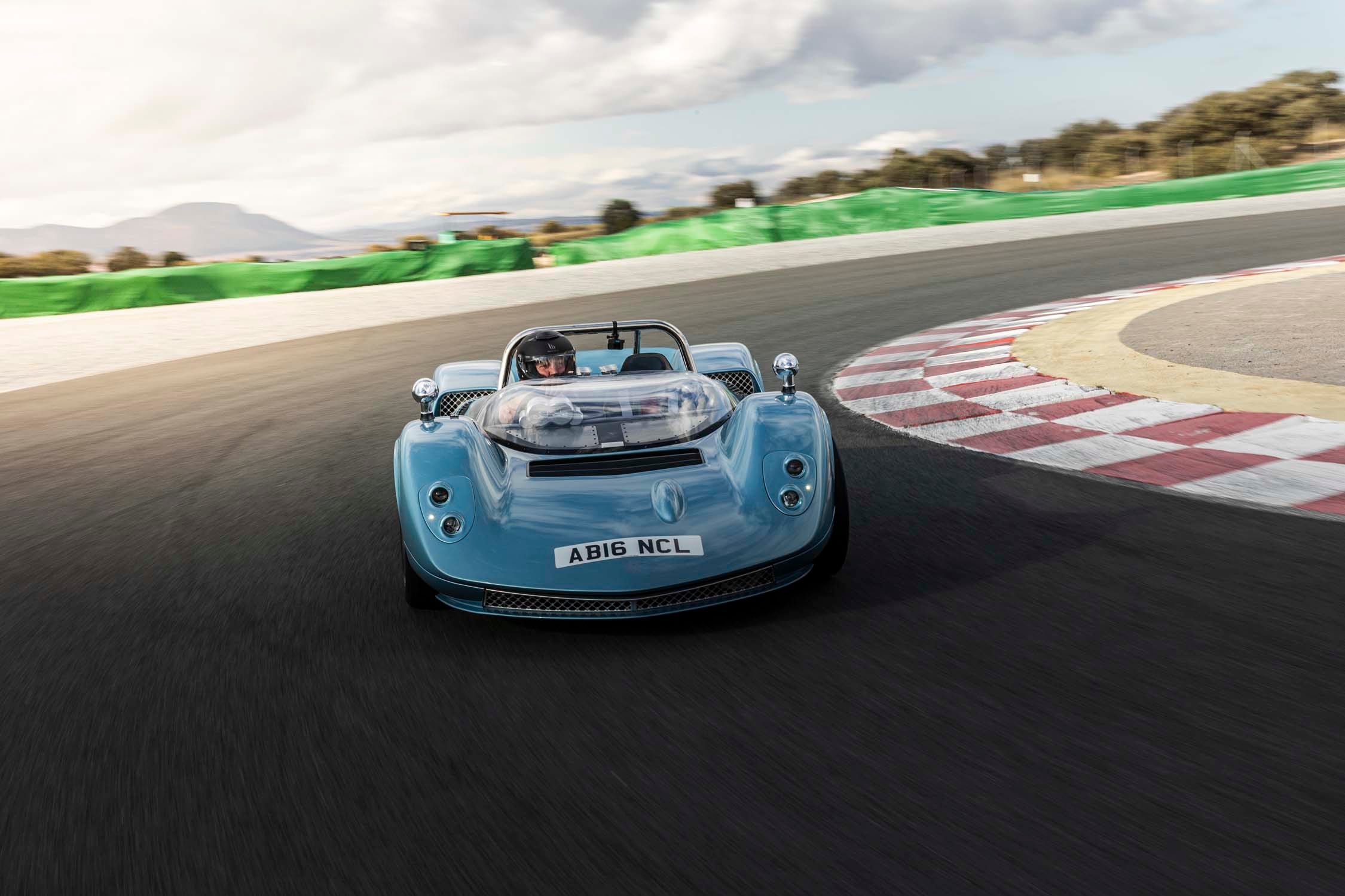 View Photos of the 2026 Nichols N1A