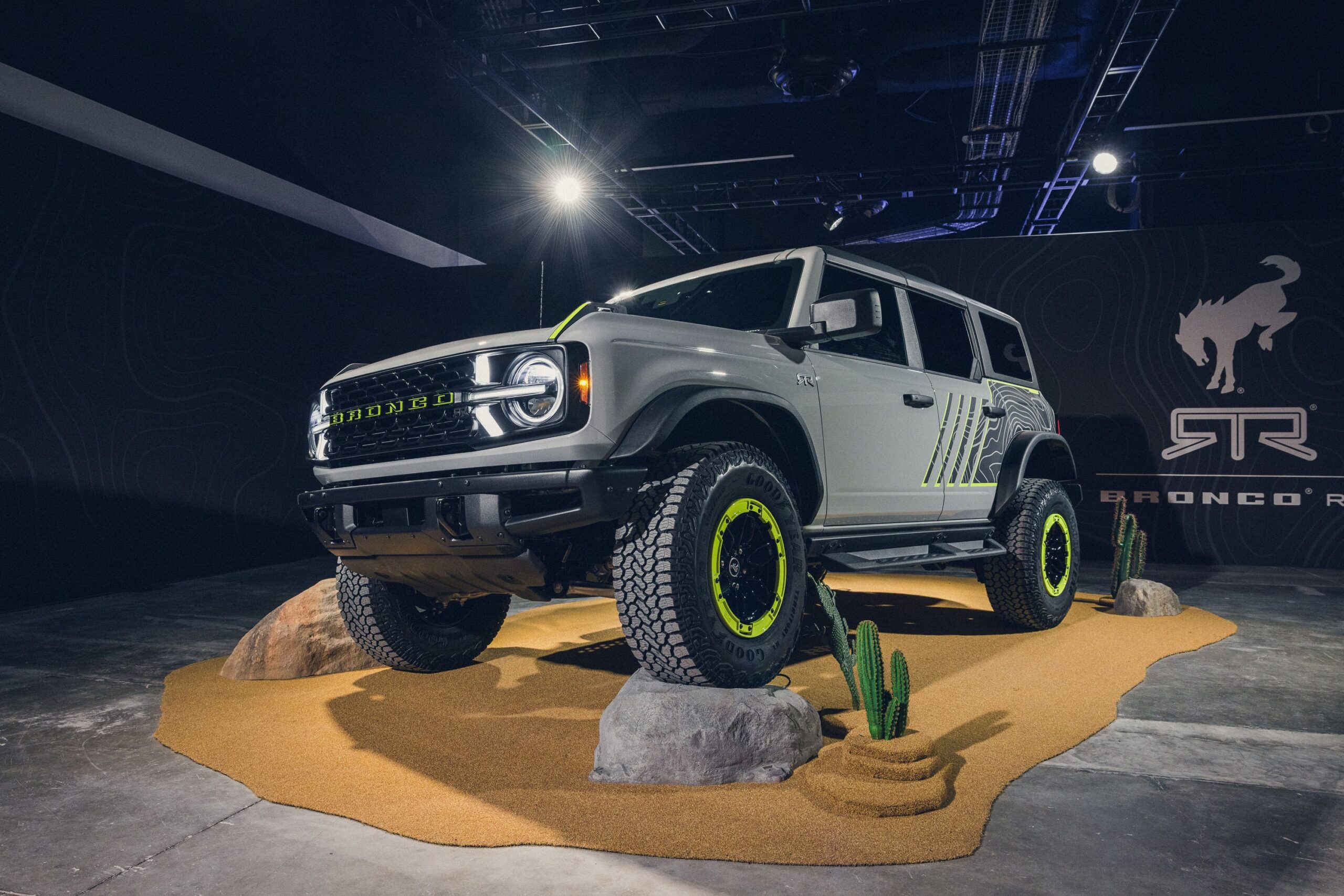 View Photos of the New 2027 Ford Bronco RTR Off-Road SUV