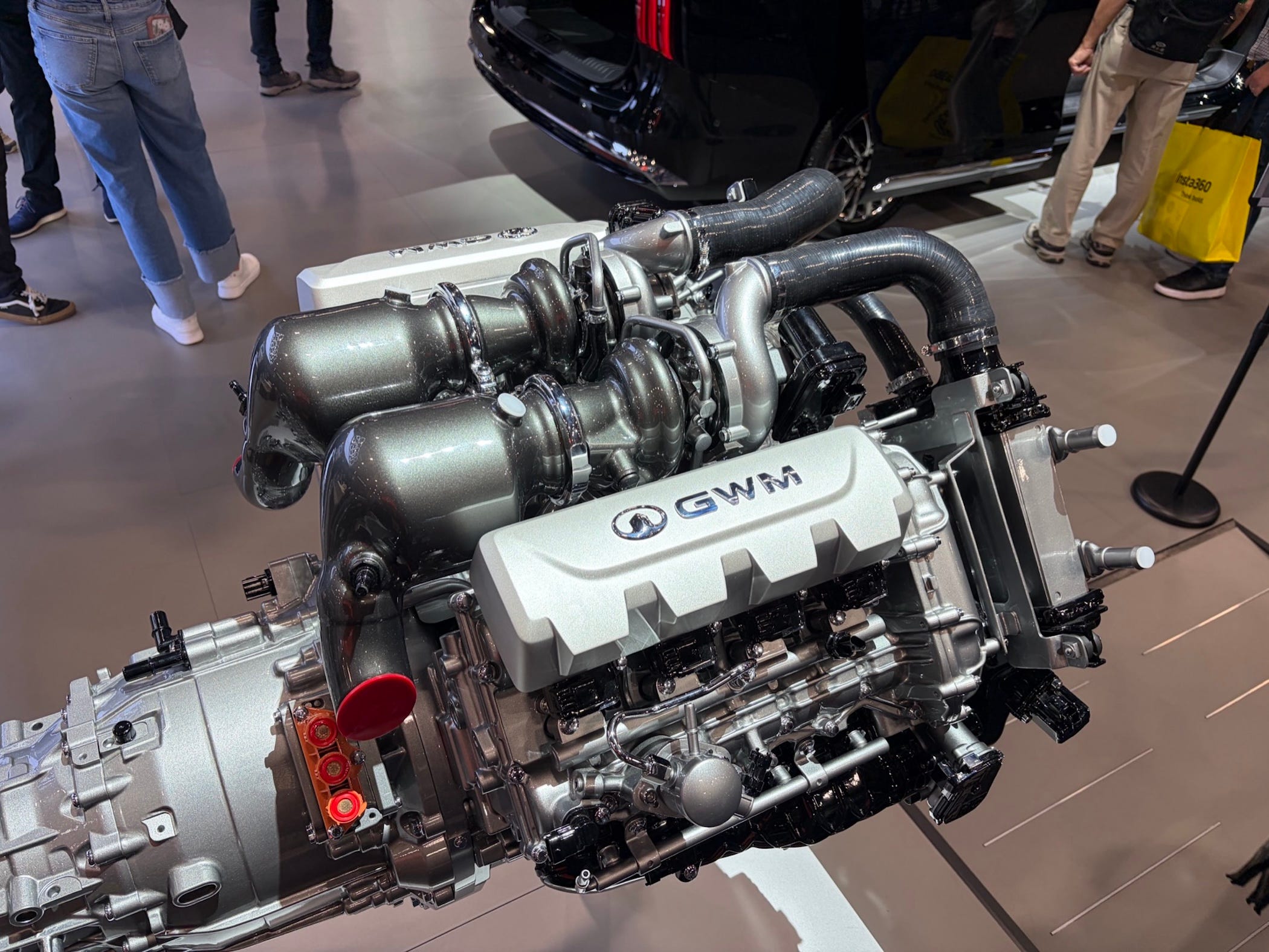 China’s GWM Flaunts Two 8-Cylinder Engines at CES, Including a Flat One