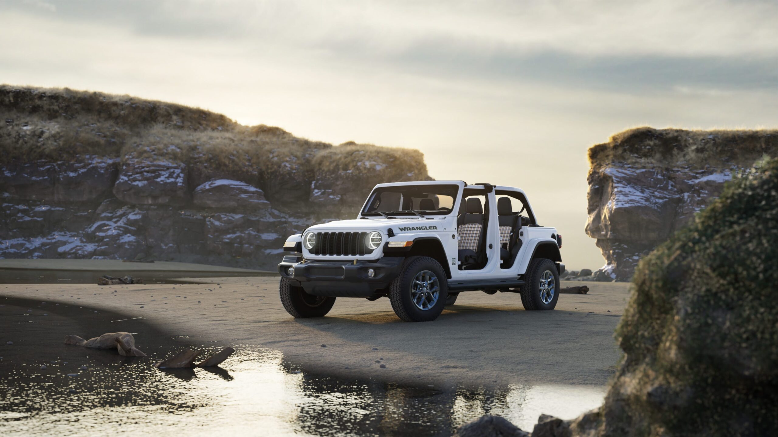 2026 Jeep Wrangler Celebrates 85th Anniversary with Neat Plaid Seats