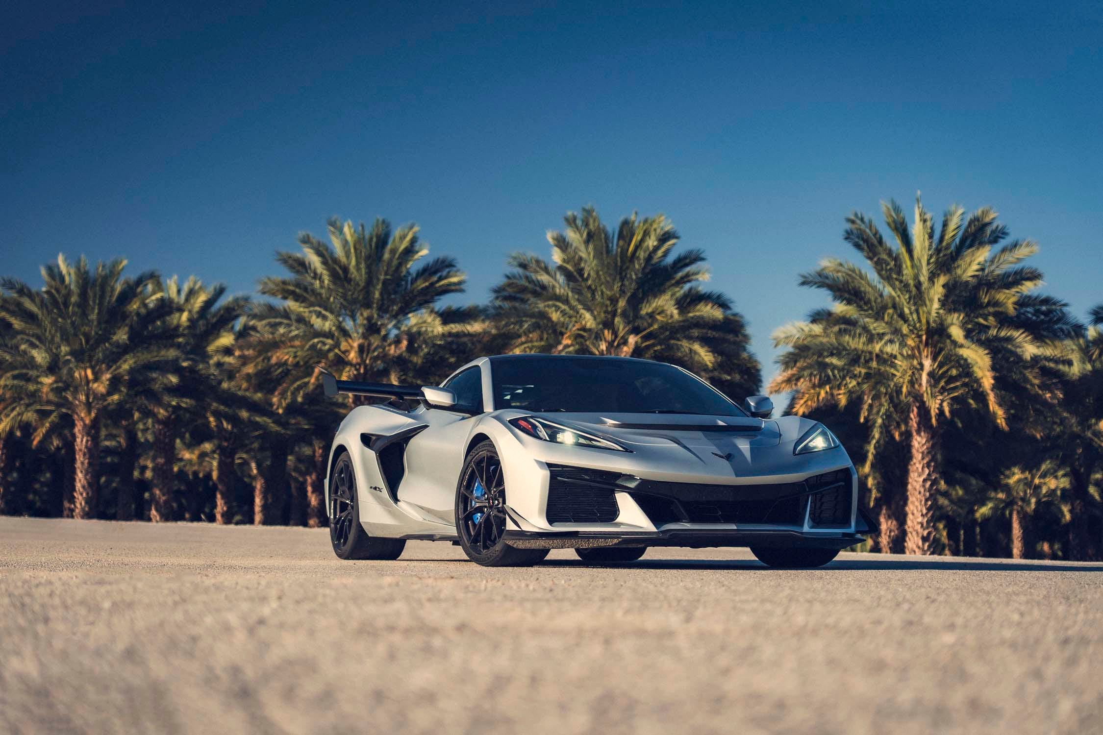 2026 Chevrolet Corvette ZR1 / ZR1X
