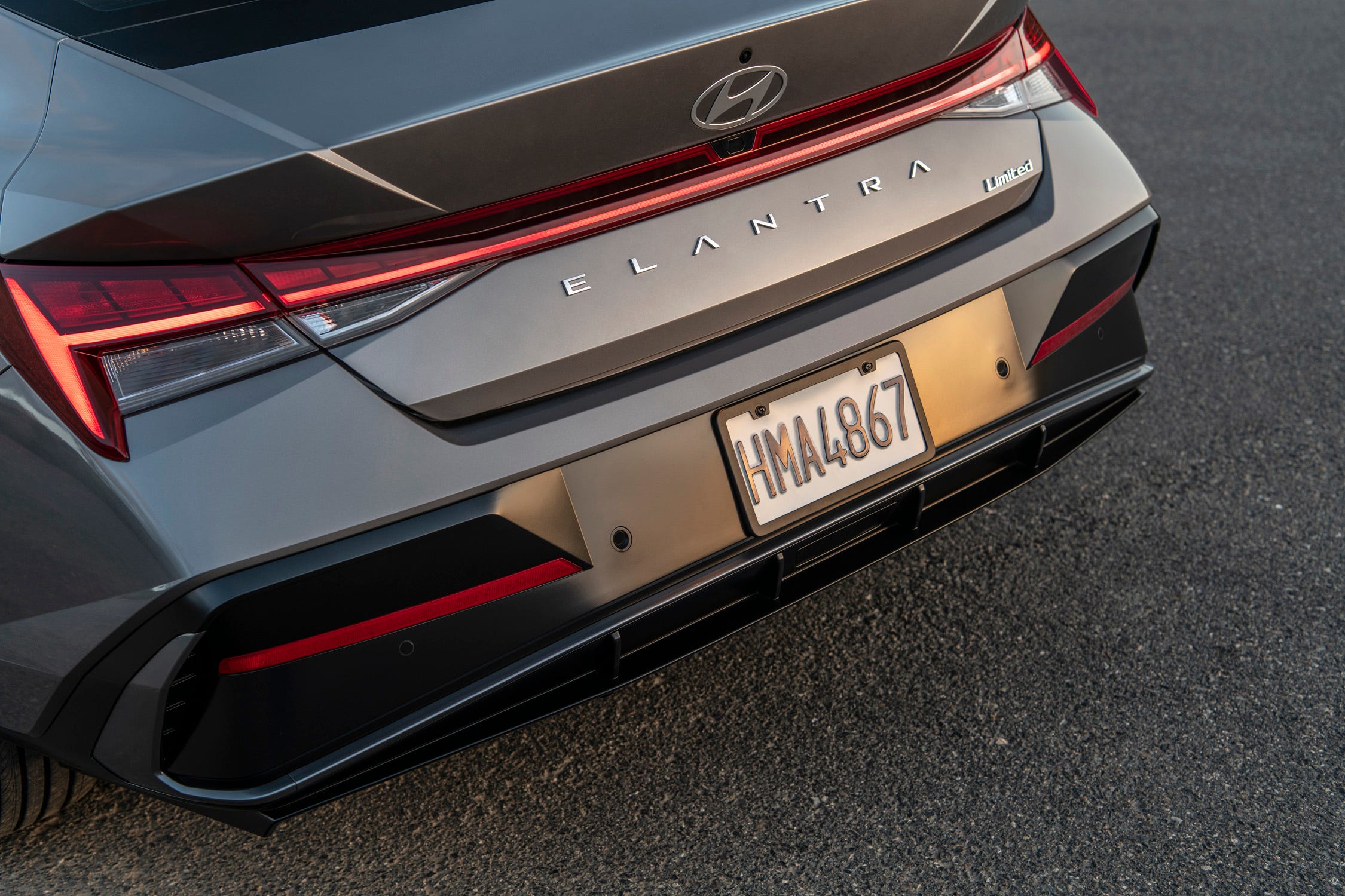 Hyundai CEO Says New Tucson and Elantra to Be Revealed This Year