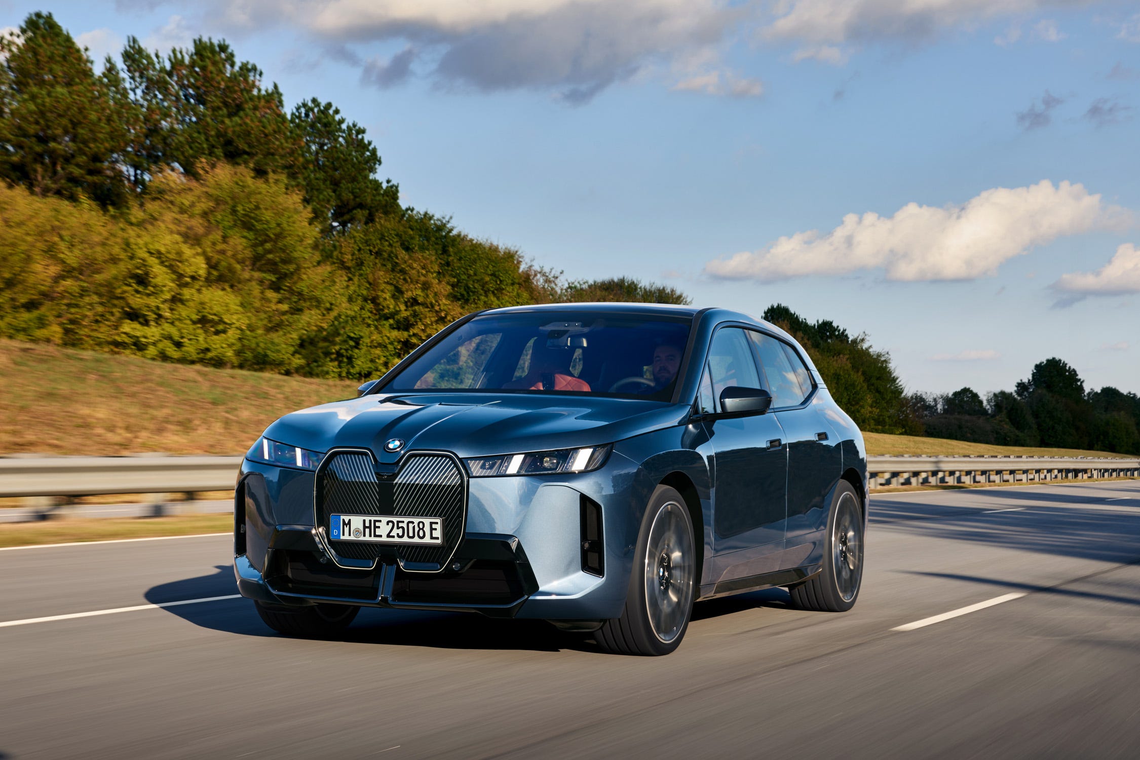 2027 BMW iX