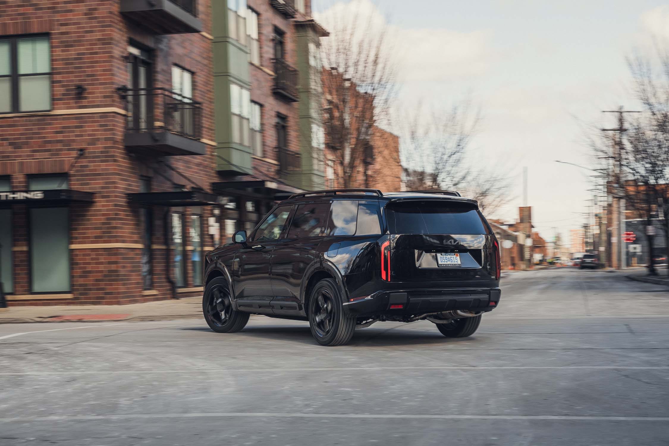 View Exterior Photos of the 2027 Kia Telluride