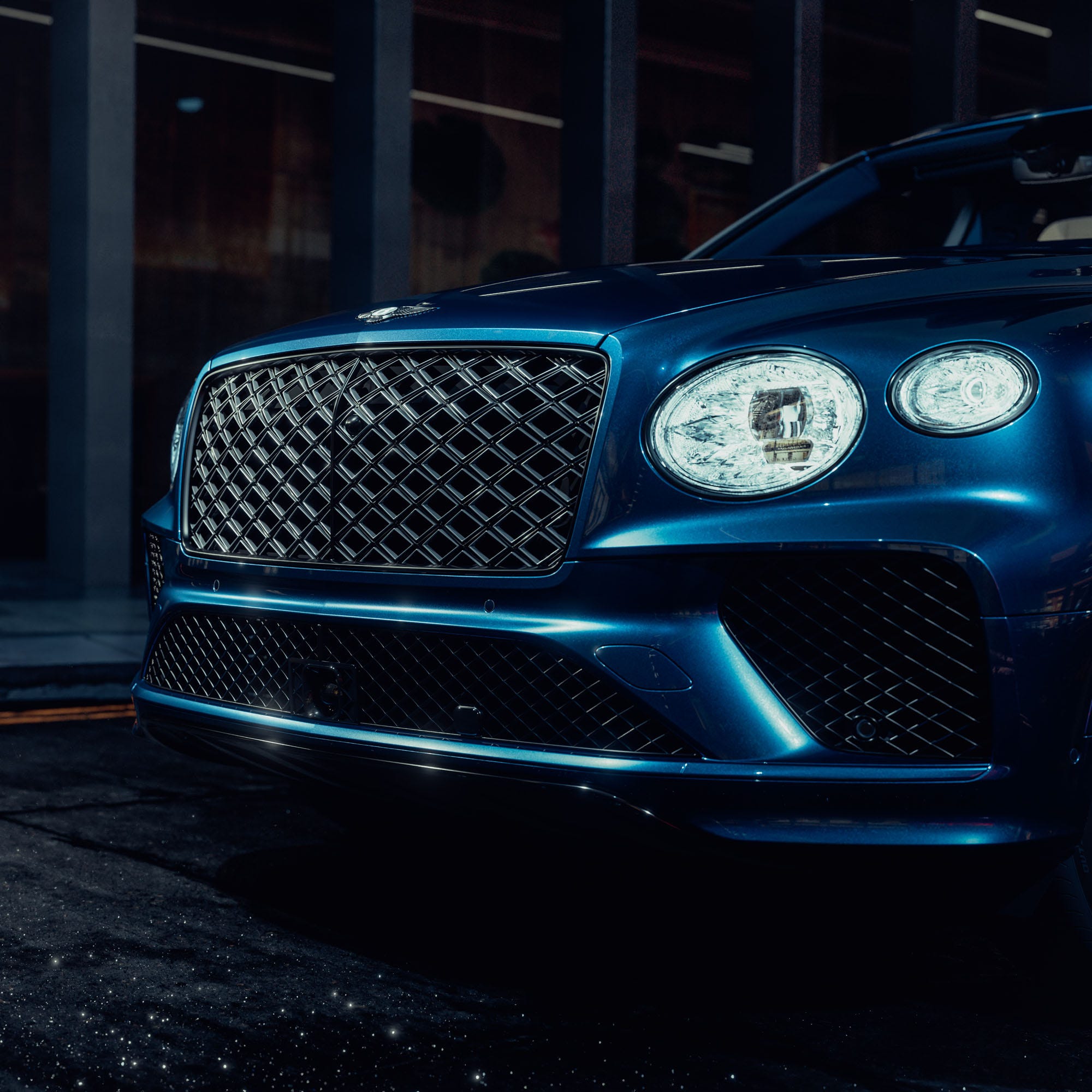 View Exterior Photos of the 2027 Bentley Bentayga Antenara Edition