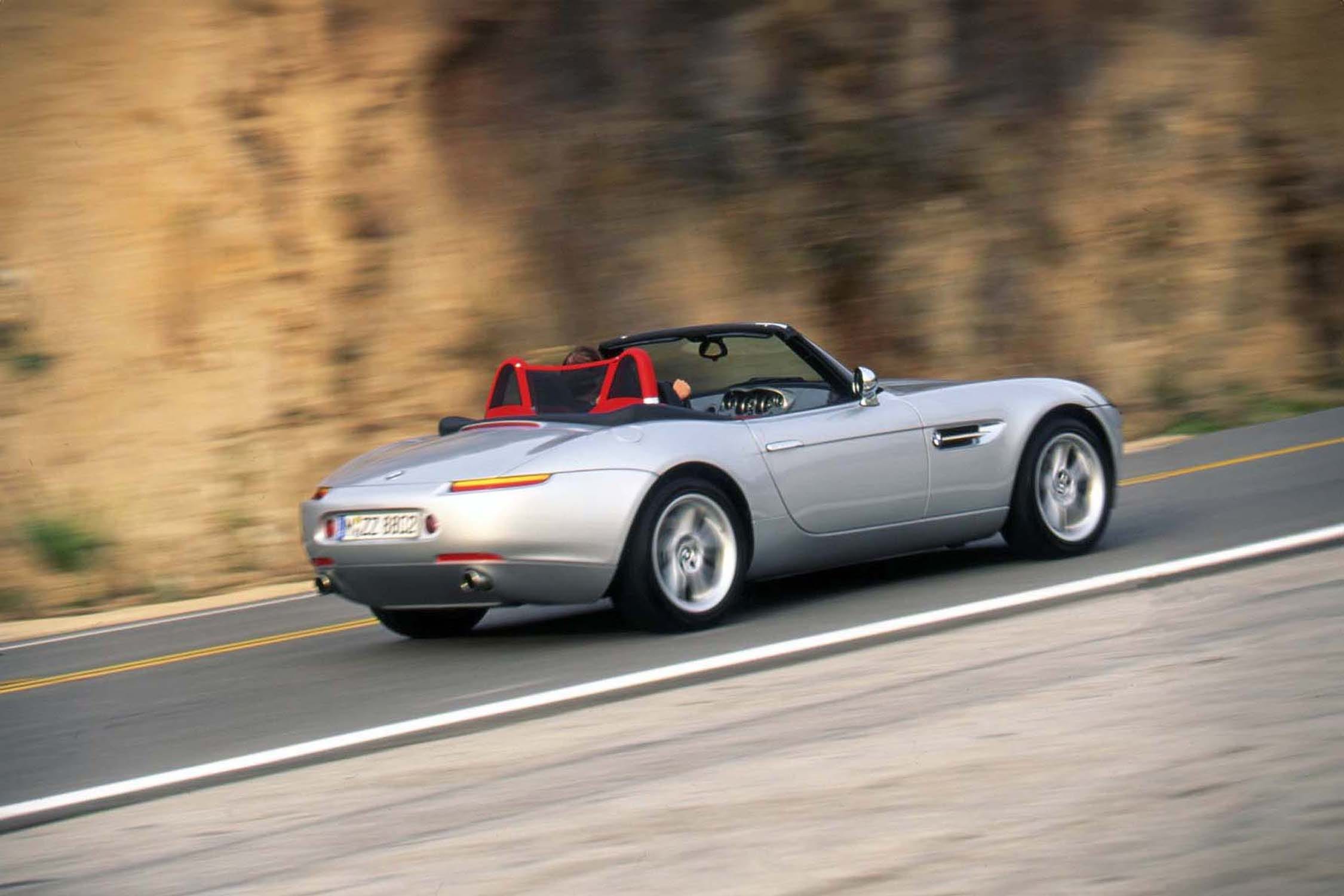View Photos of the 2000 BMW Z8