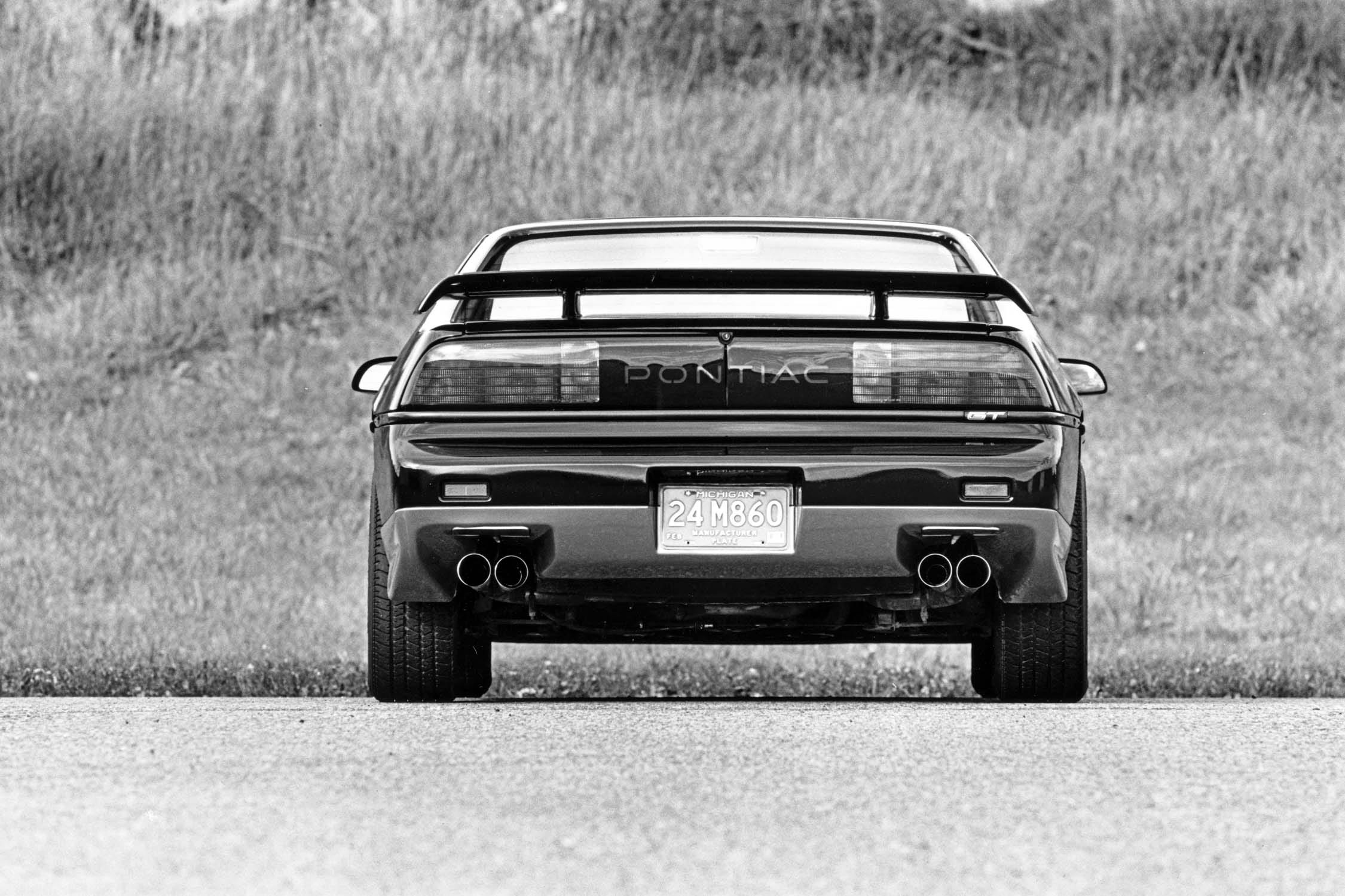 View Photos of the 1986 Pontiac Fiero GT