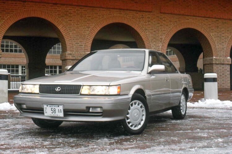 1990 Lexus ES250 Test: More Than a Tarted-Up Camry