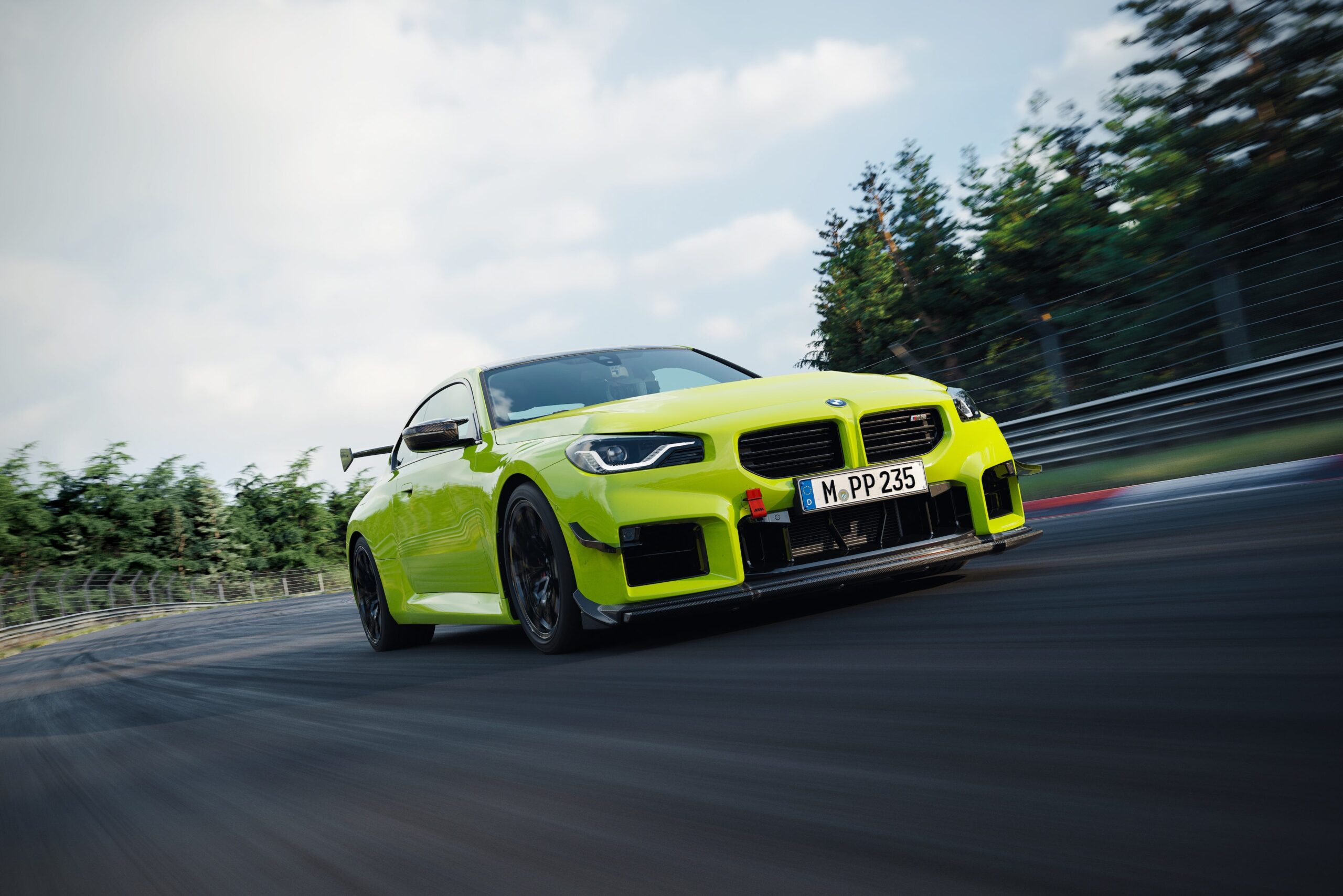 BMW M2 Track Kit Adds Motorsports-Inspired Look and Trick Dampers