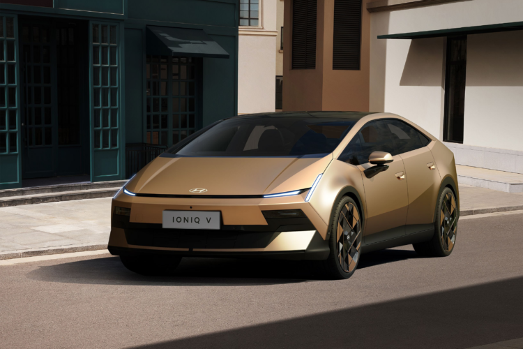 Hyundai Ioniq V Channels Venus Concept, Previews New Strategy