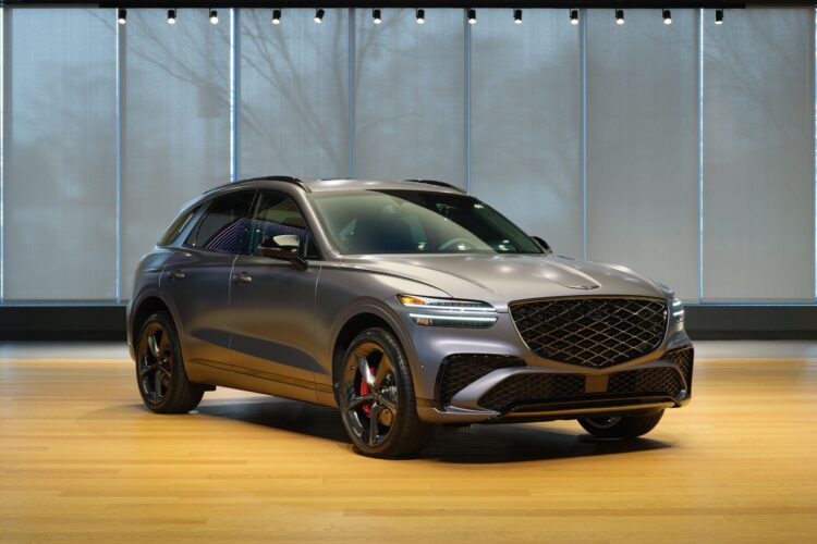 2027 Genesis GV70