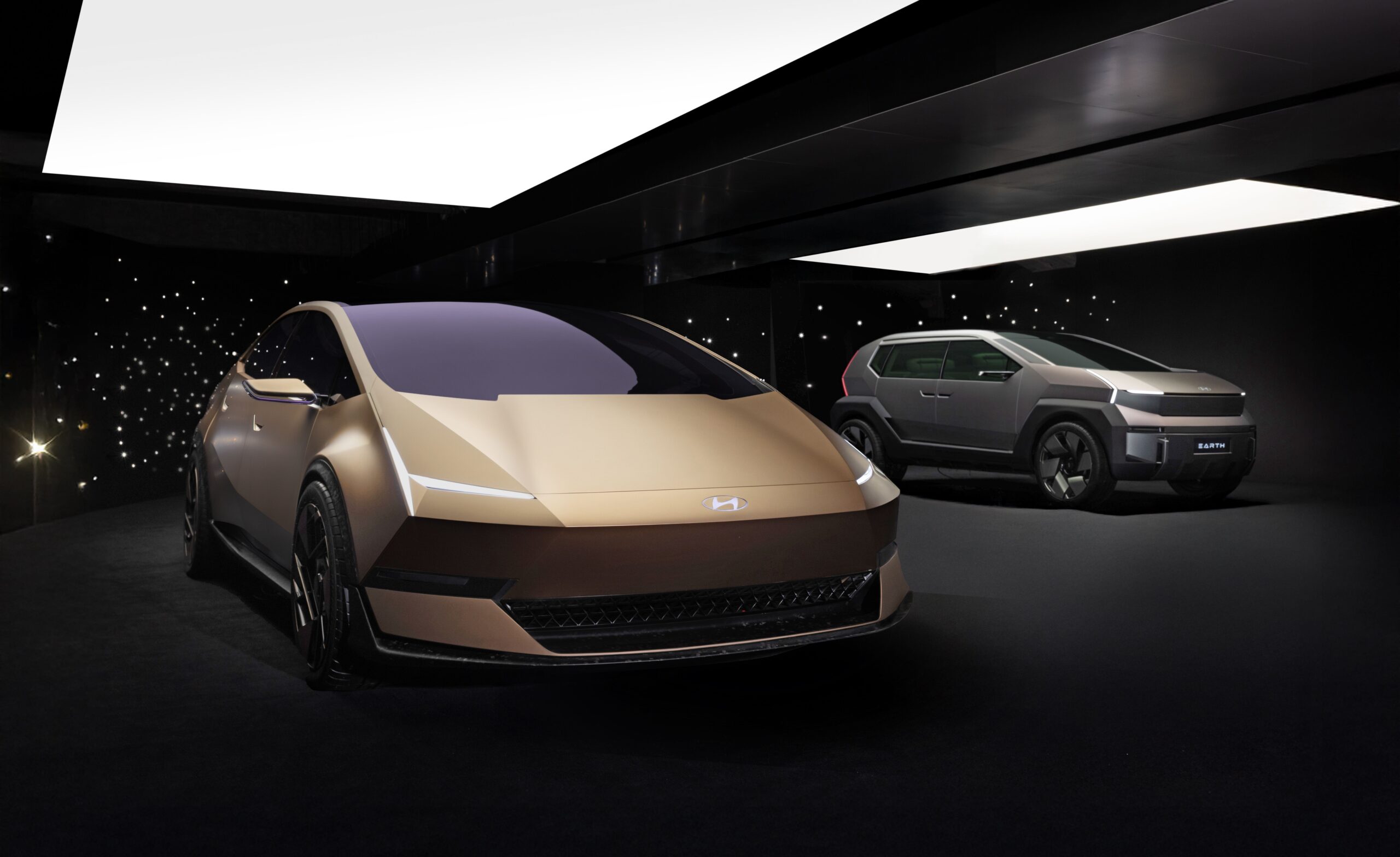 Hyundai Reveals Venus and Earth Concepts with Striking Designs