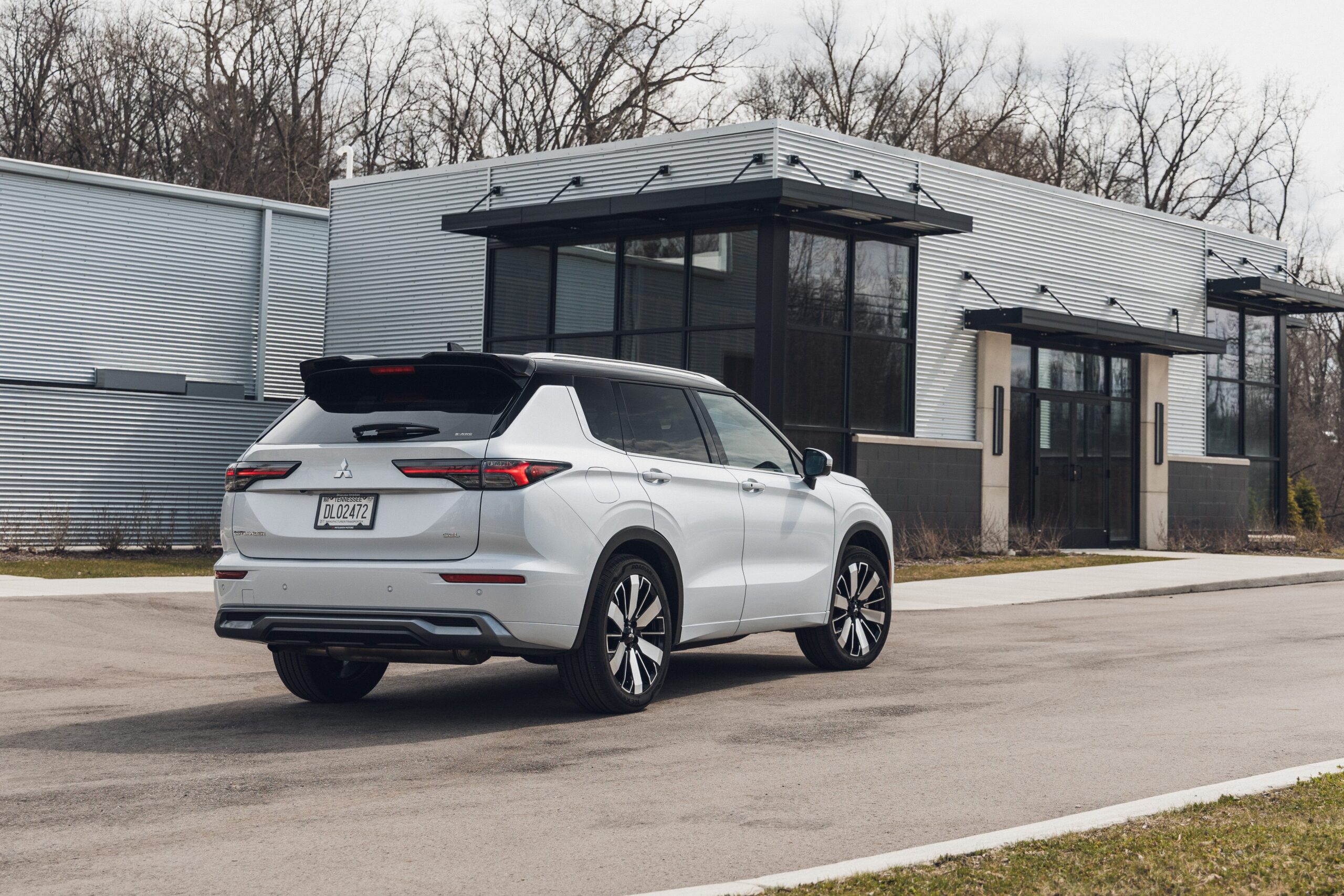 View Exterior Photos of the 2026 Mitsubishi Outlander