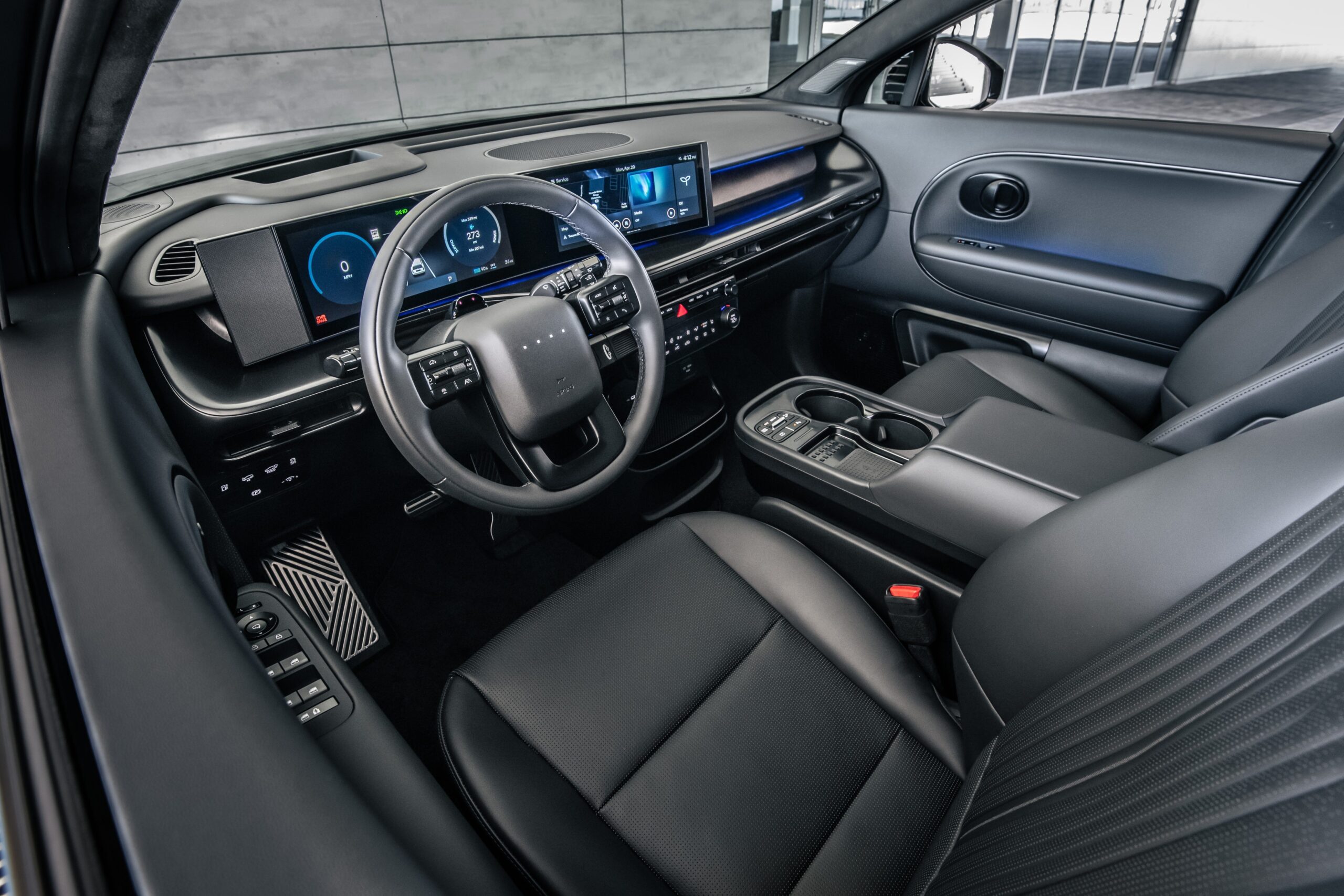 View Interior Photos of the 2027 Hyundai Ioniq 9 Black Ink