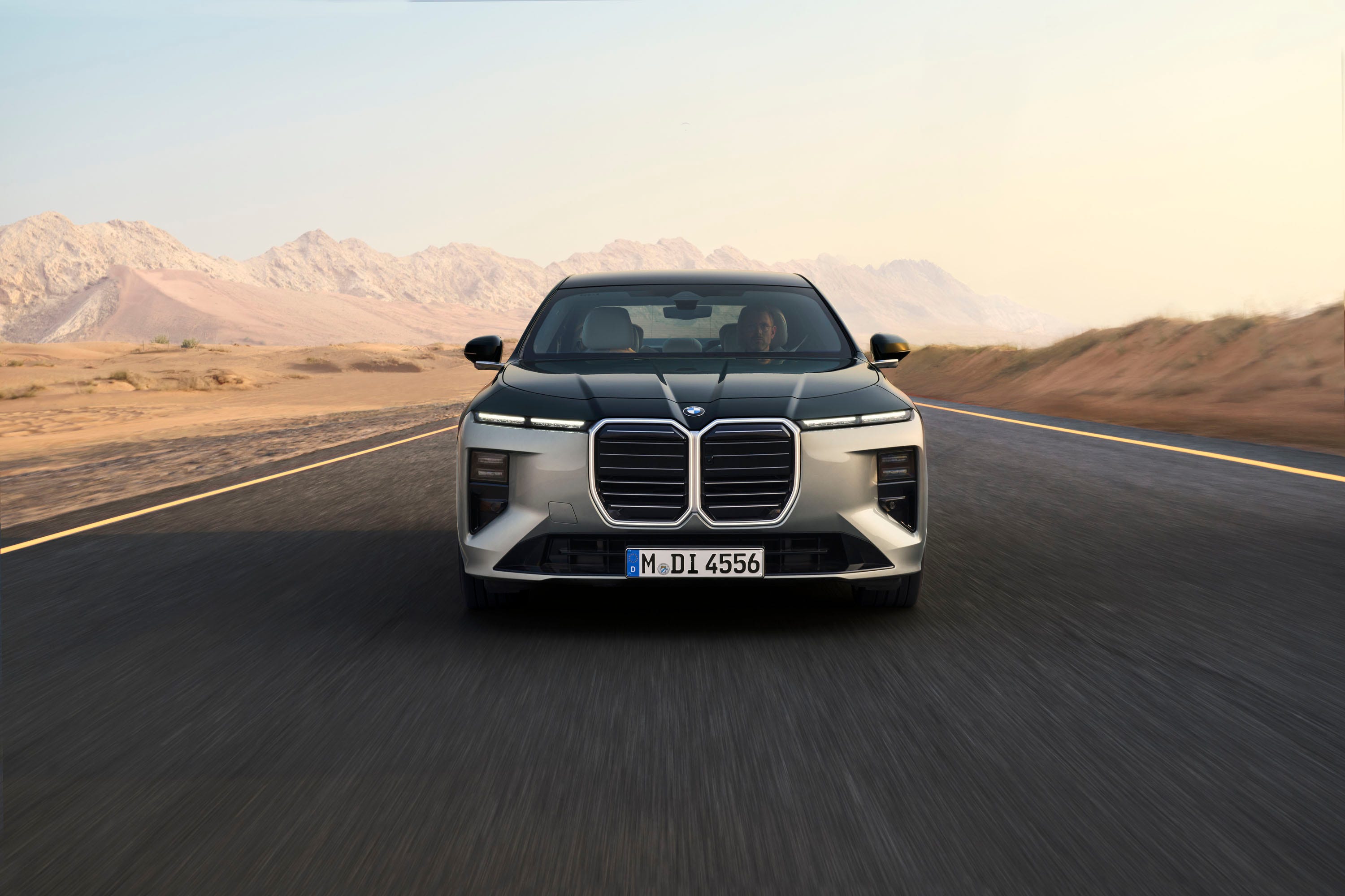 View Exterior Photos of the 2027 BMW 7-Series