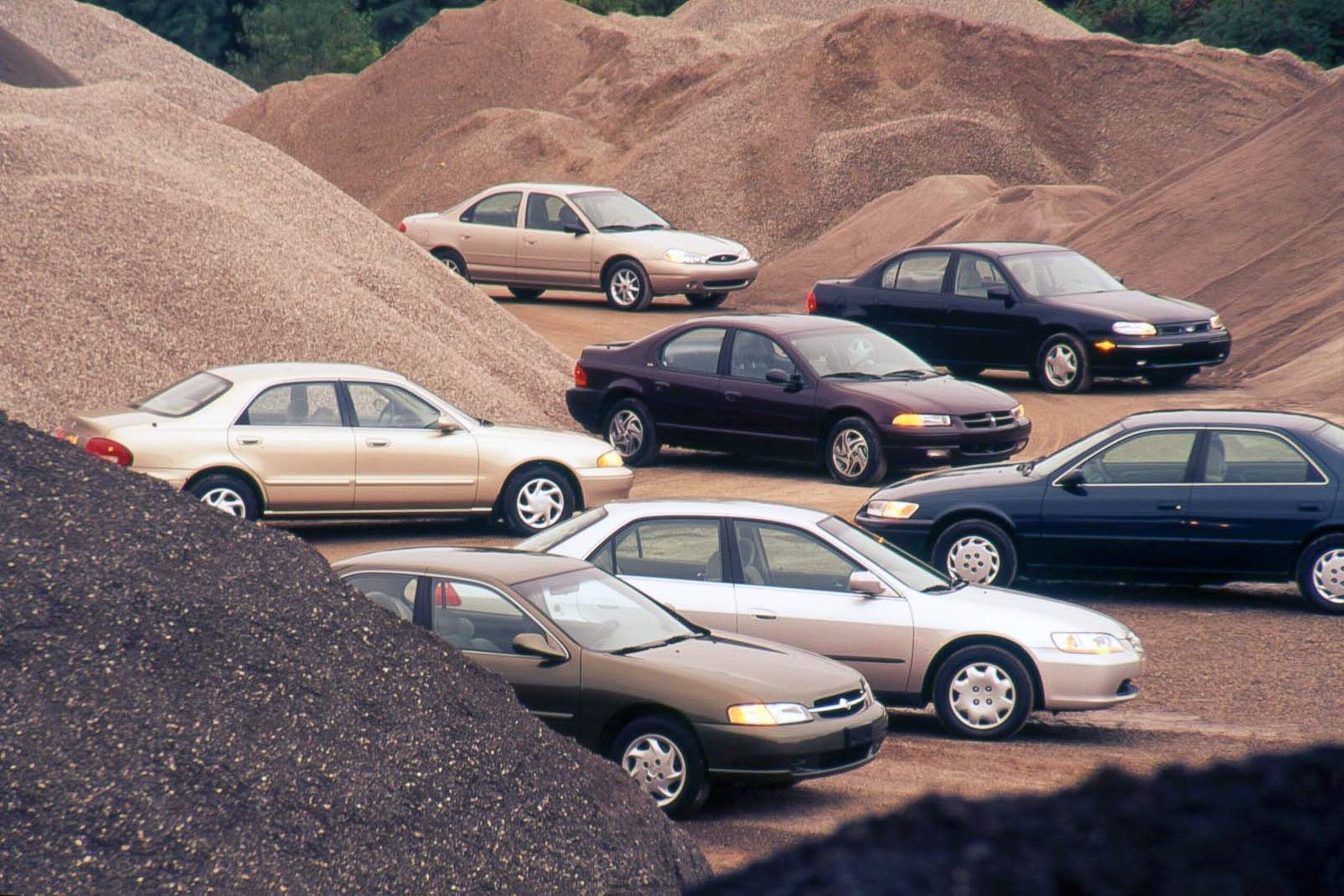 View Photos from the 1998 Mid-Size-Sedan Comparison Test