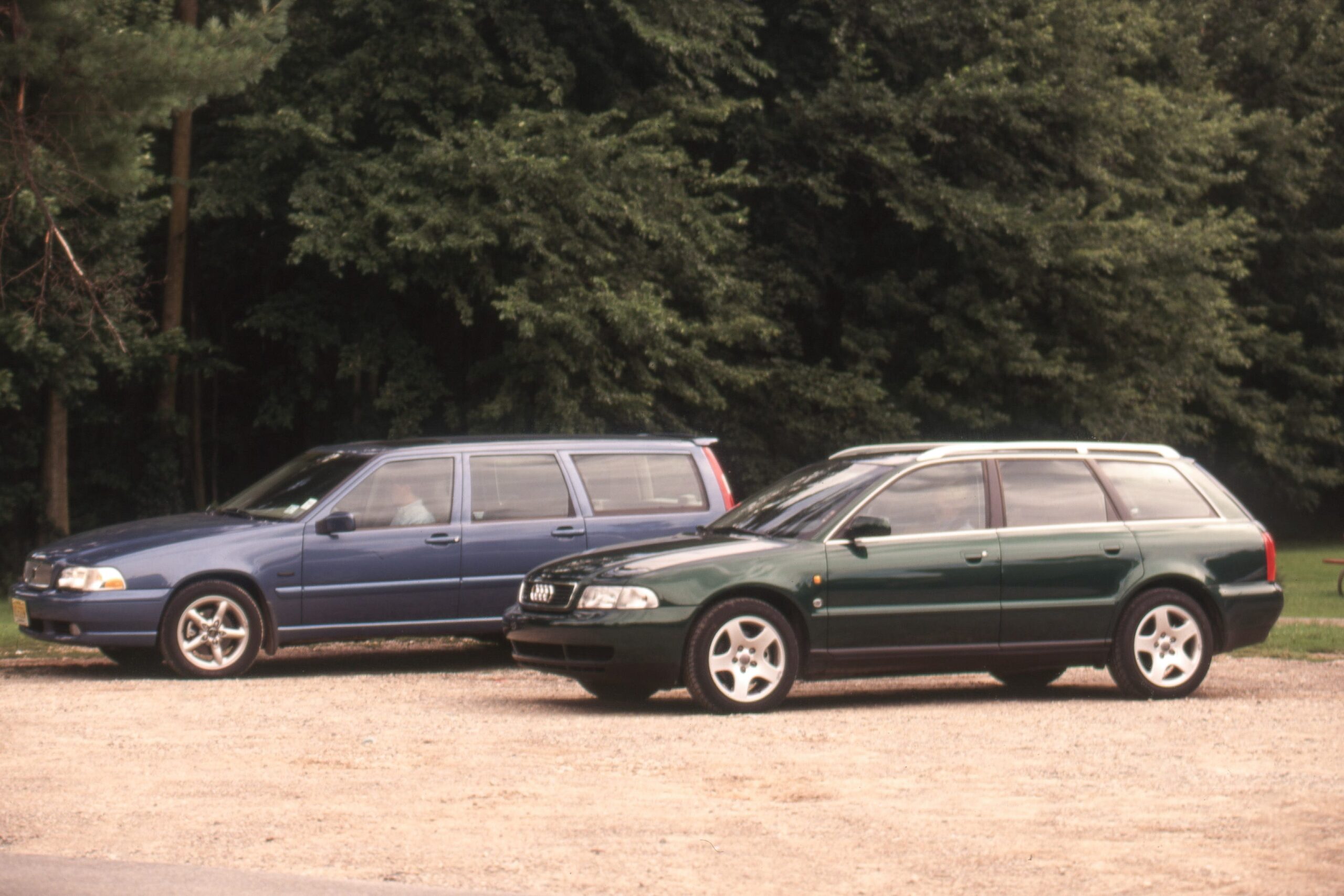 View Photos of the 1998 Audi A4 Avant vs. Volvo V70 AWD