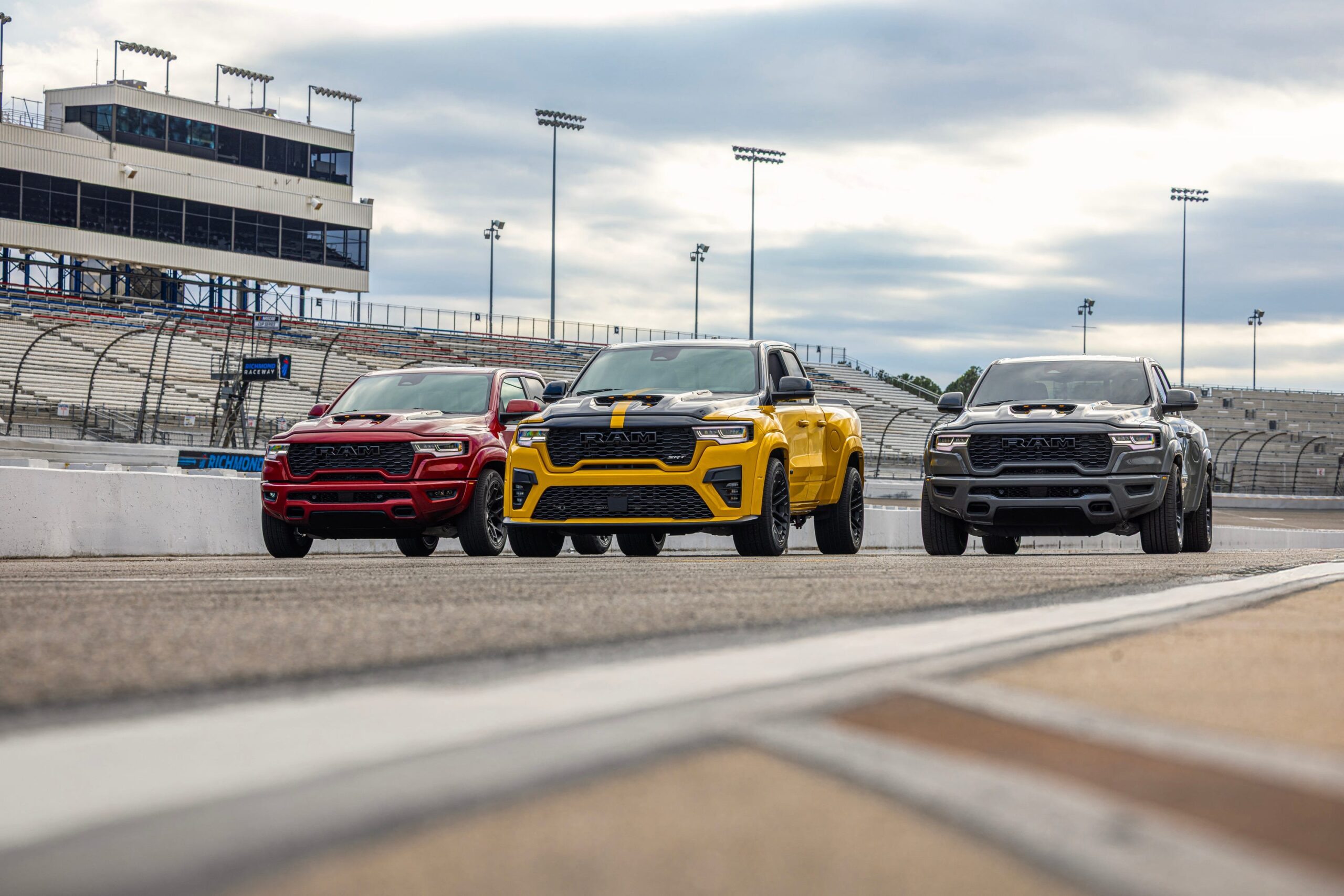 2027 Ram 1500 Rumble Bee Street Trucks Will Tame Ford’s F-150 Lobo