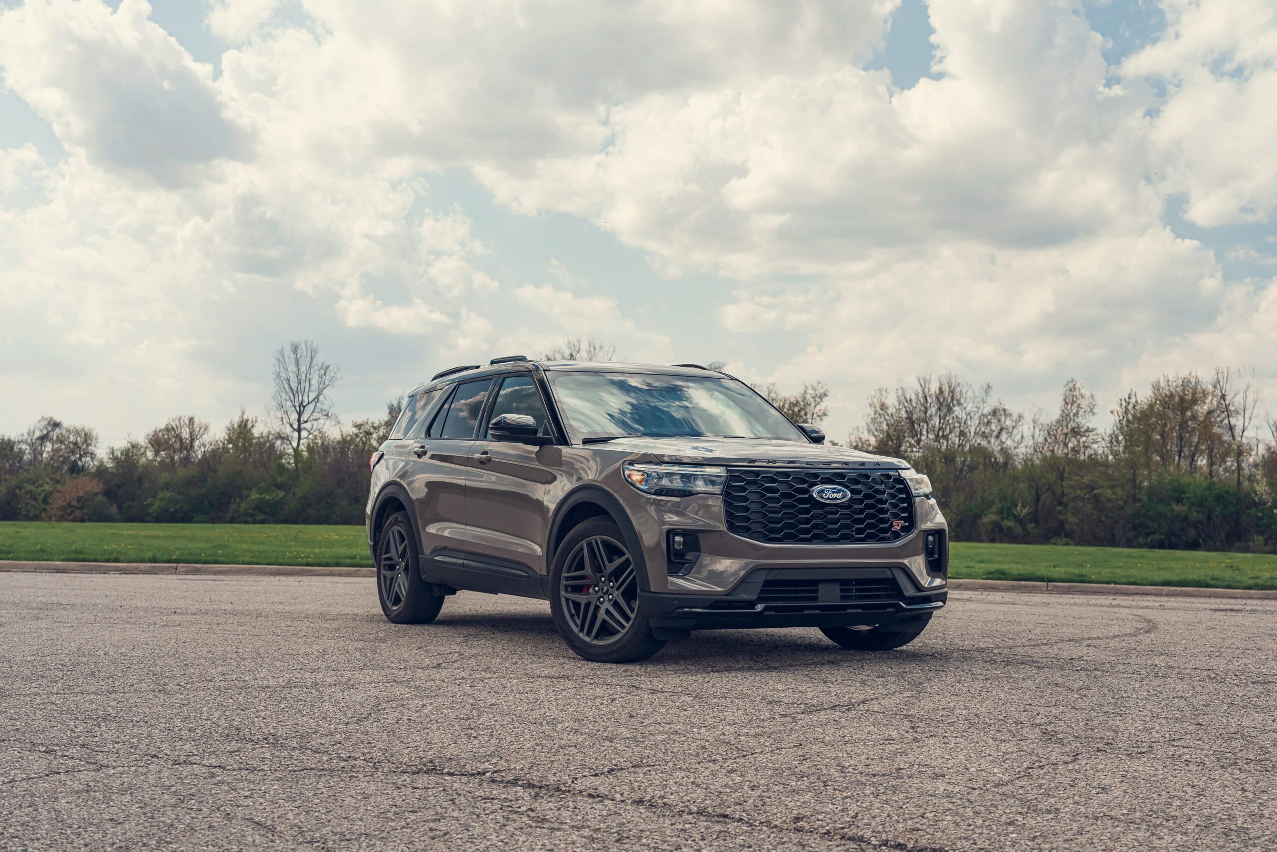 View Photos of the 2026 Ford Explorer ST