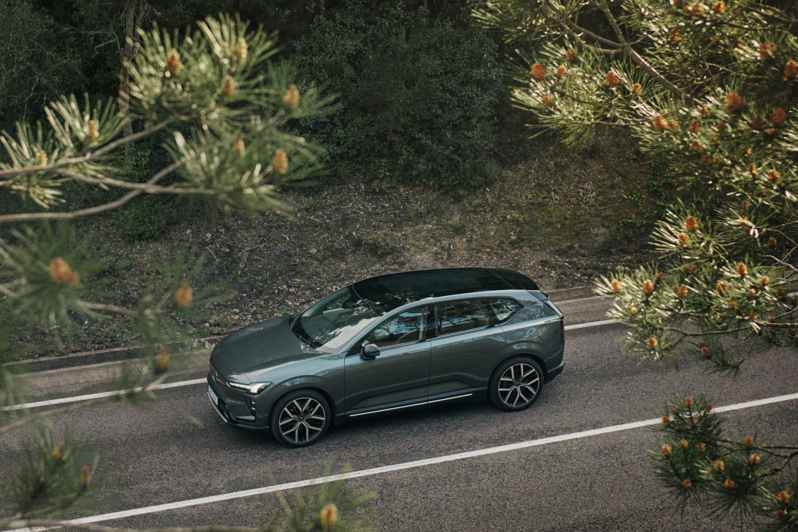 View Exterior Photos of the 2027 Volvo EX60