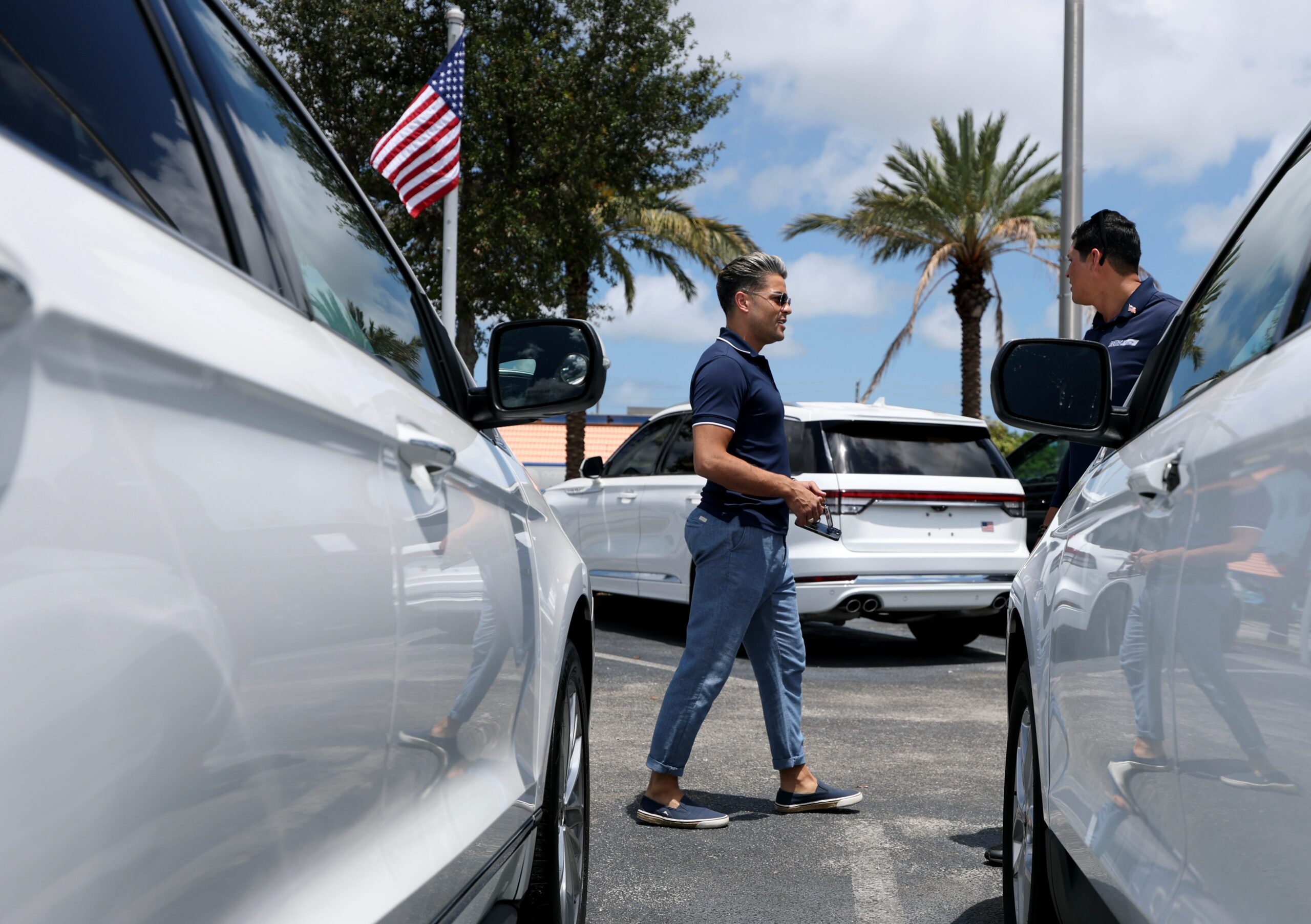 How to Navigate Dealer Fees and Negotiate a Car’s Out-the-Door Price