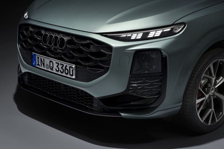 Audi’s Adaptive-Beam Headlight Tech Is Finally Coming to America