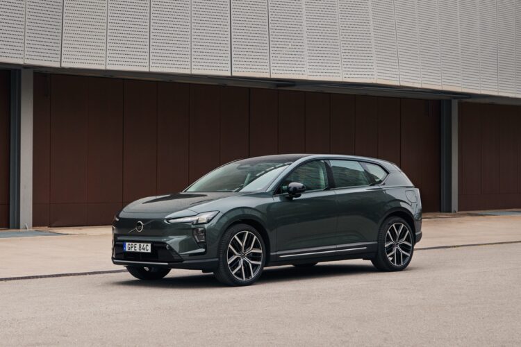 2027 Volvo EX60