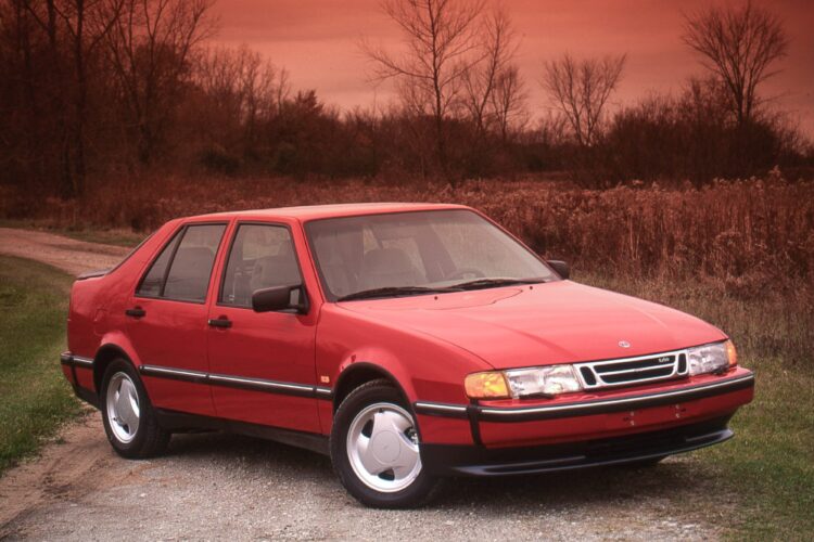 1993 Saab 9000CS Turbo Test: More Bargain Than Basement