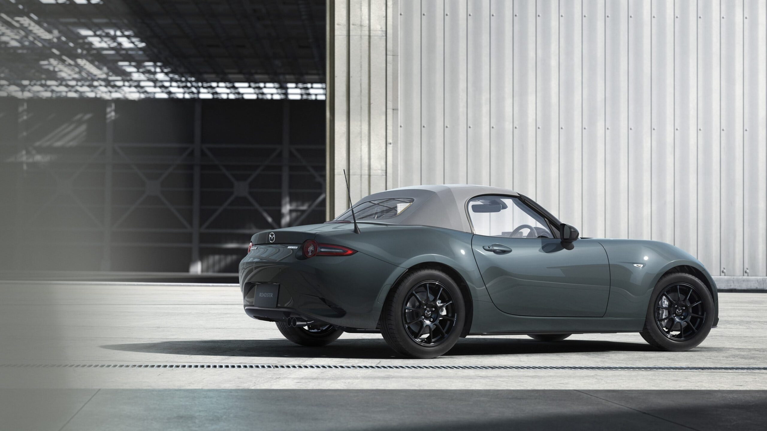 The 2027 Mazda MX-5 Miata Is Getting This Pretty New Paint Color