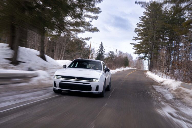 Dodge Is Bringing Charger Sixpack and Charger Daytona to Europe