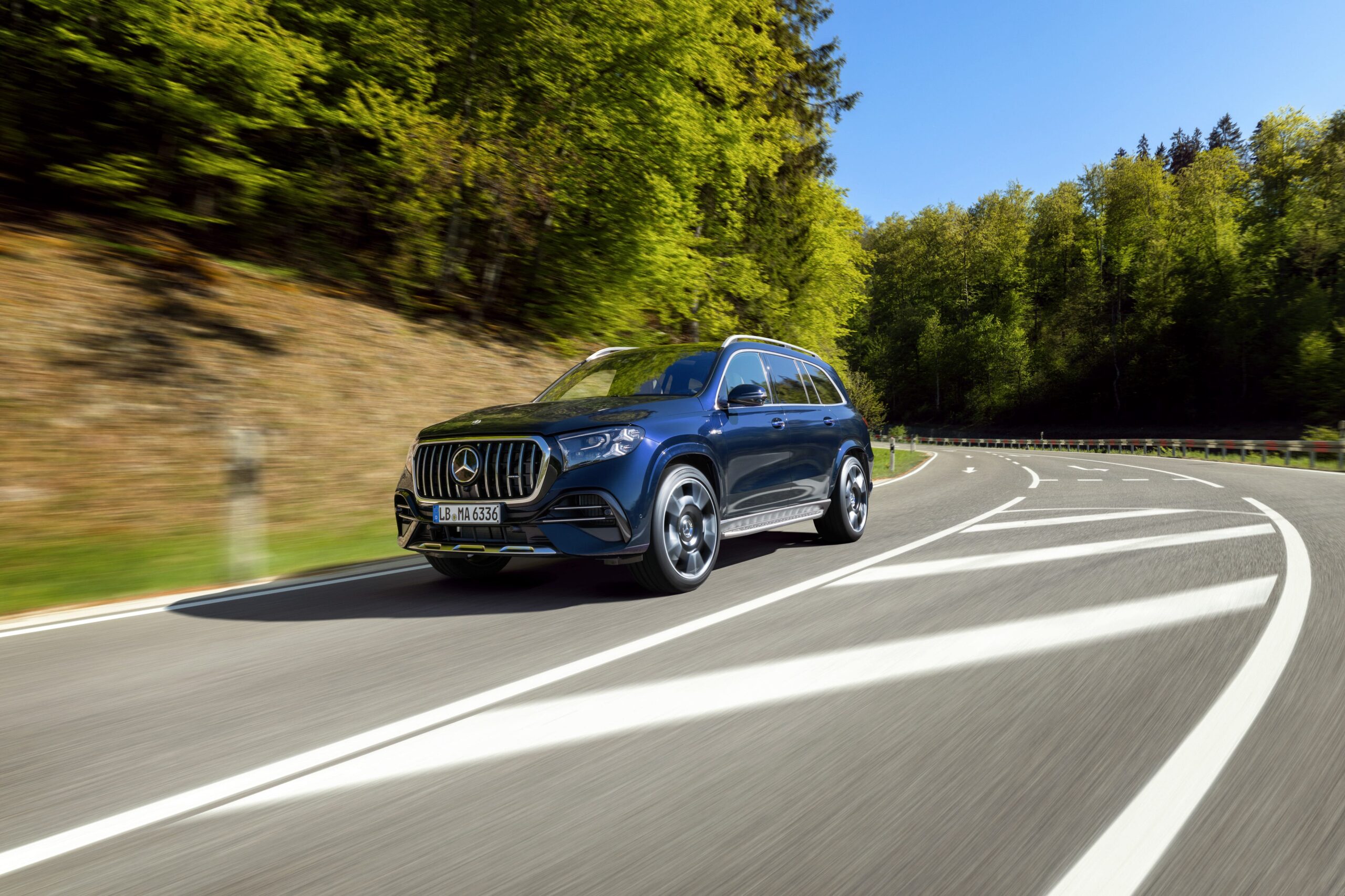 View Exterior Photos of the 2027 Mercedes-AMG GLS63