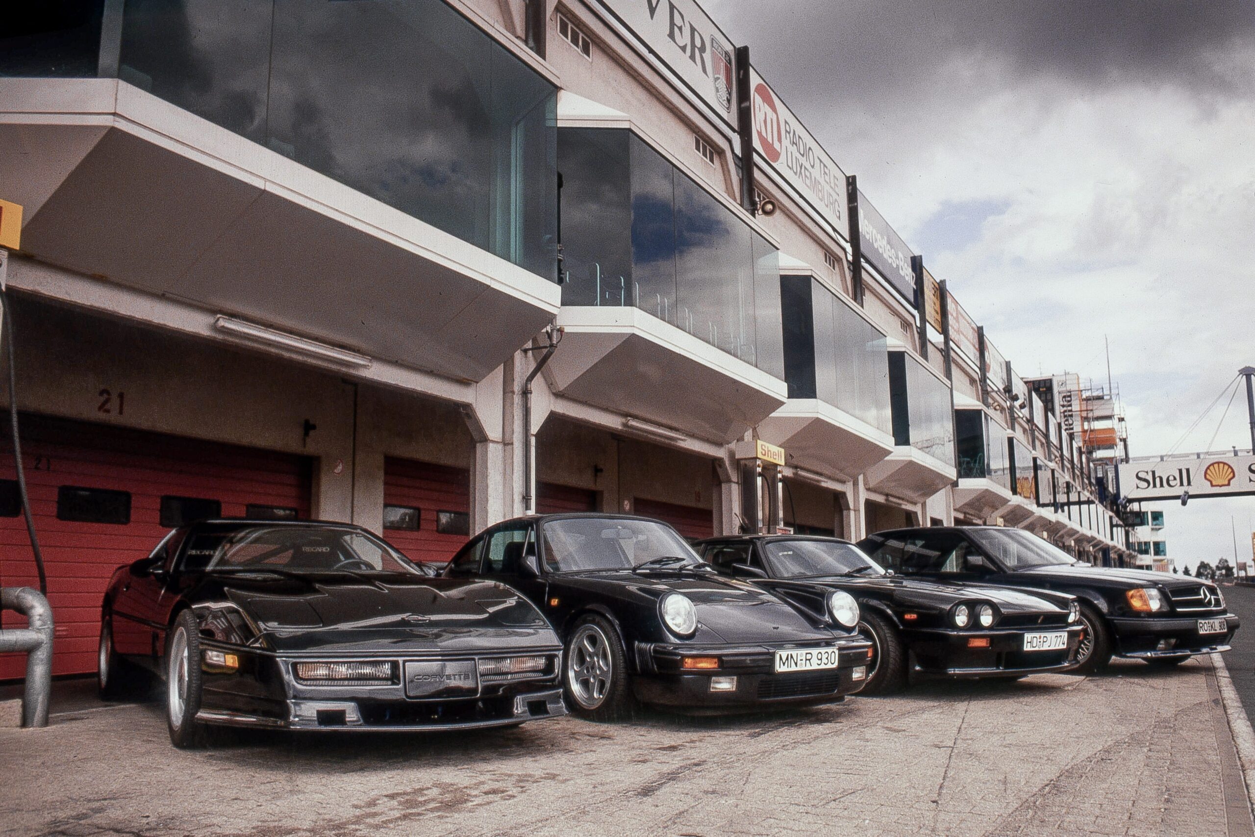1988 Tuner Car Comparison Test: Corvette, Porsche, Jaguar, Mercedes Unleashed in Germany