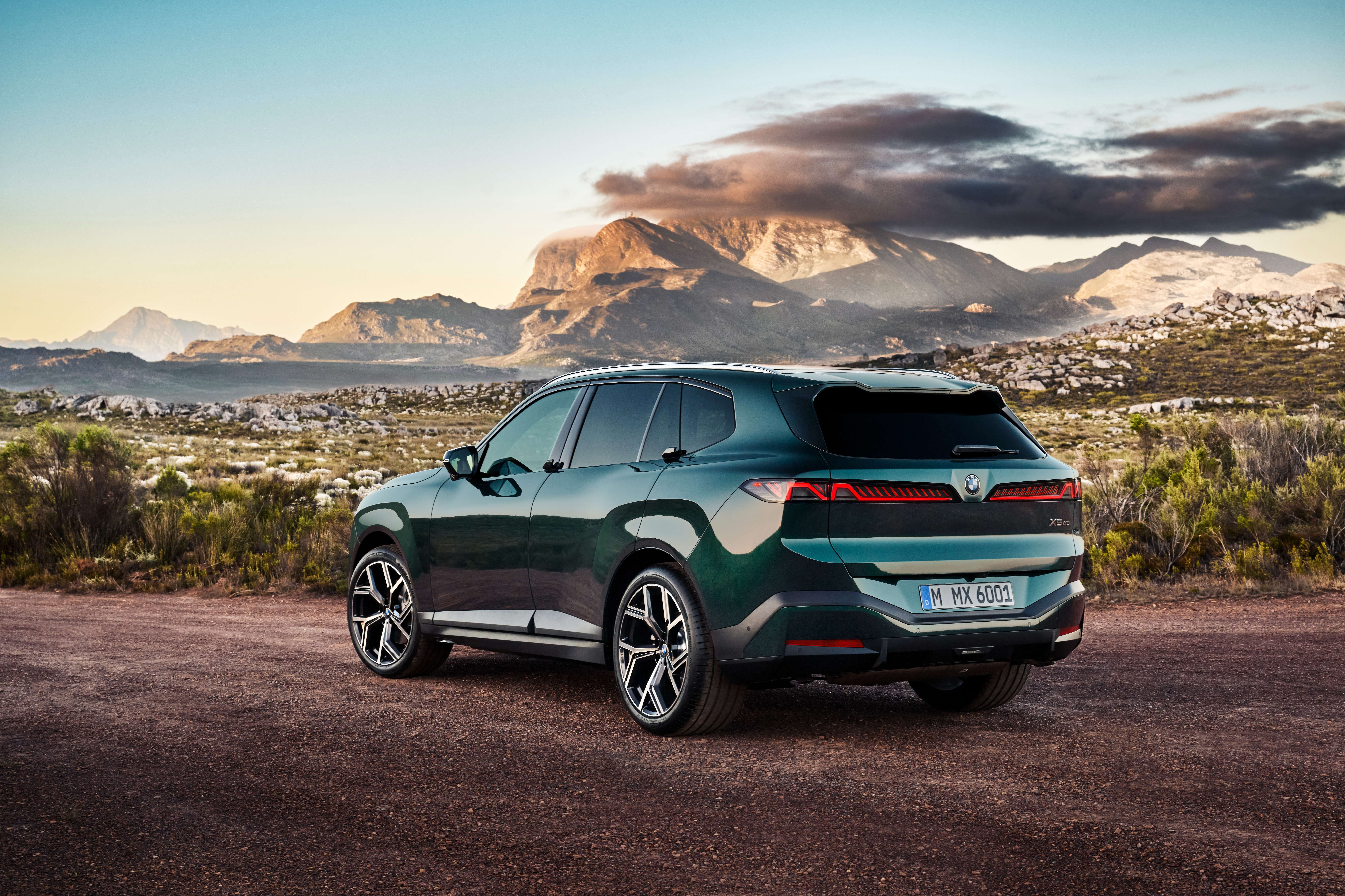 View Photos of the 2027 BMW X5